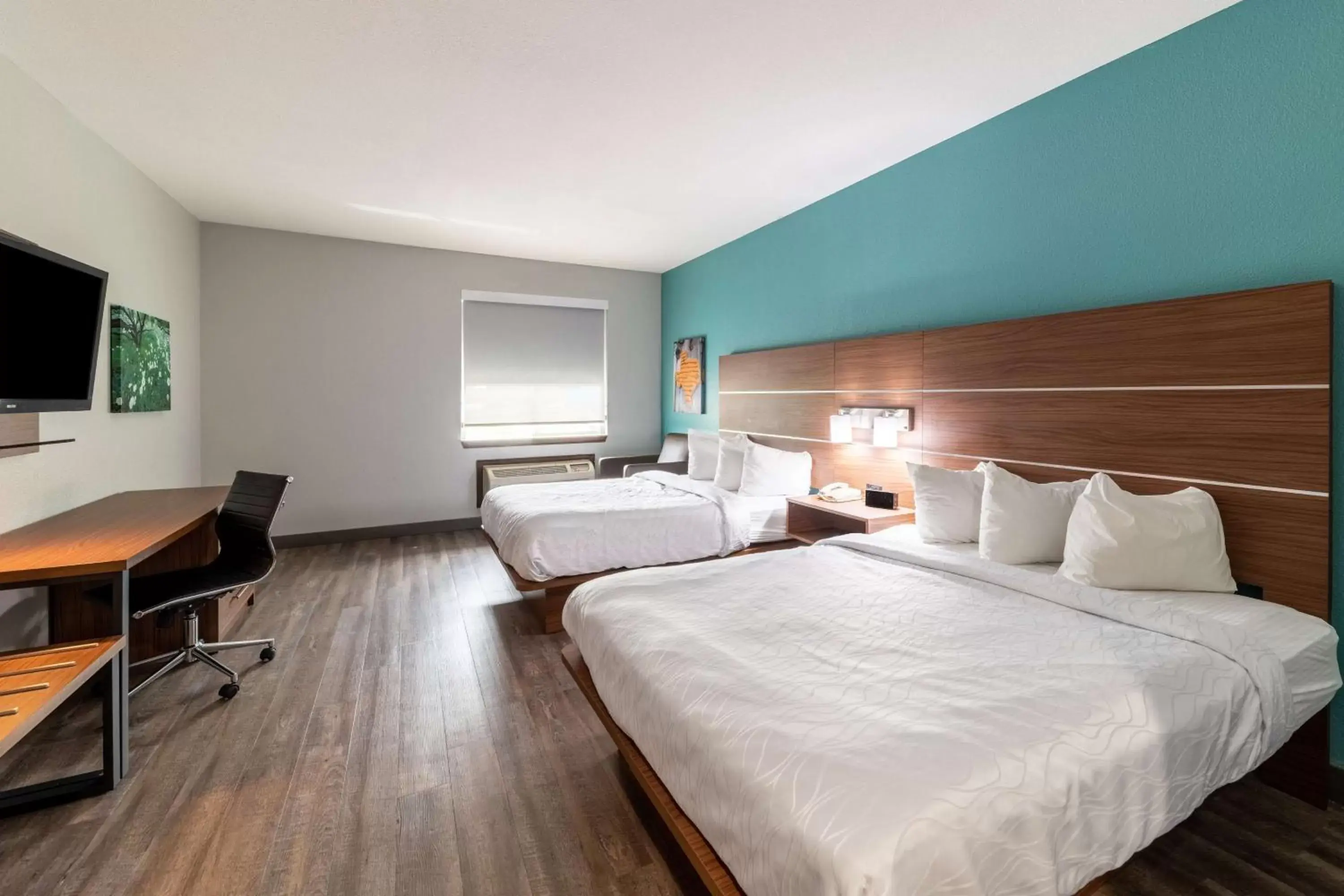 Queen Room with Two Queen Beds and Kitchenette in Best Western Bowie Inn & Suites Queen Room with Two Queen Beds and Kitchenette in Best Western Bowie Inn & Suites