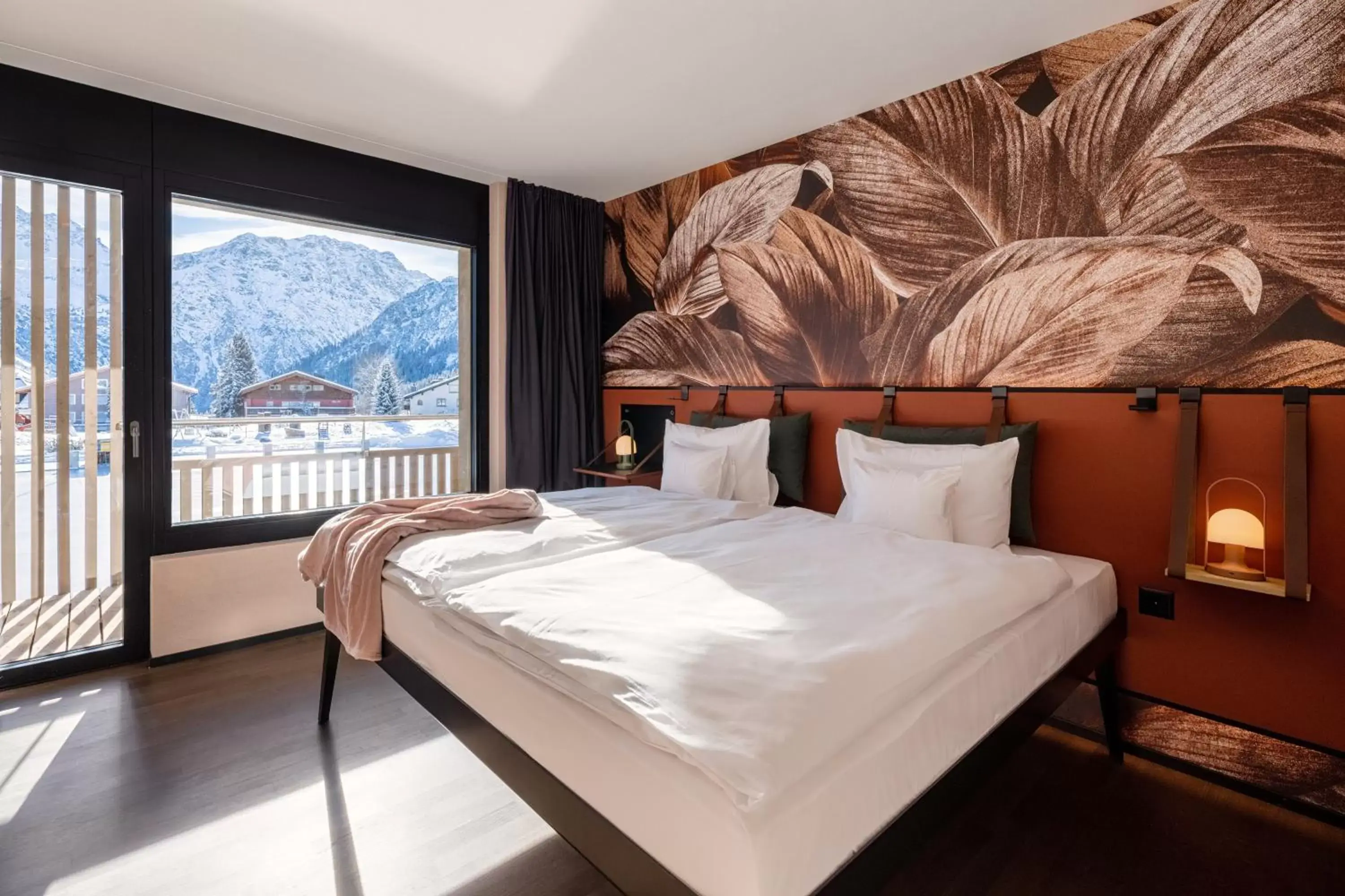 Double or Twin Room with Mountain View in AVES Hotel&Apartment Arosa Double or Twin Room with Mountain View in AVES Hotel&Apartment Arosa