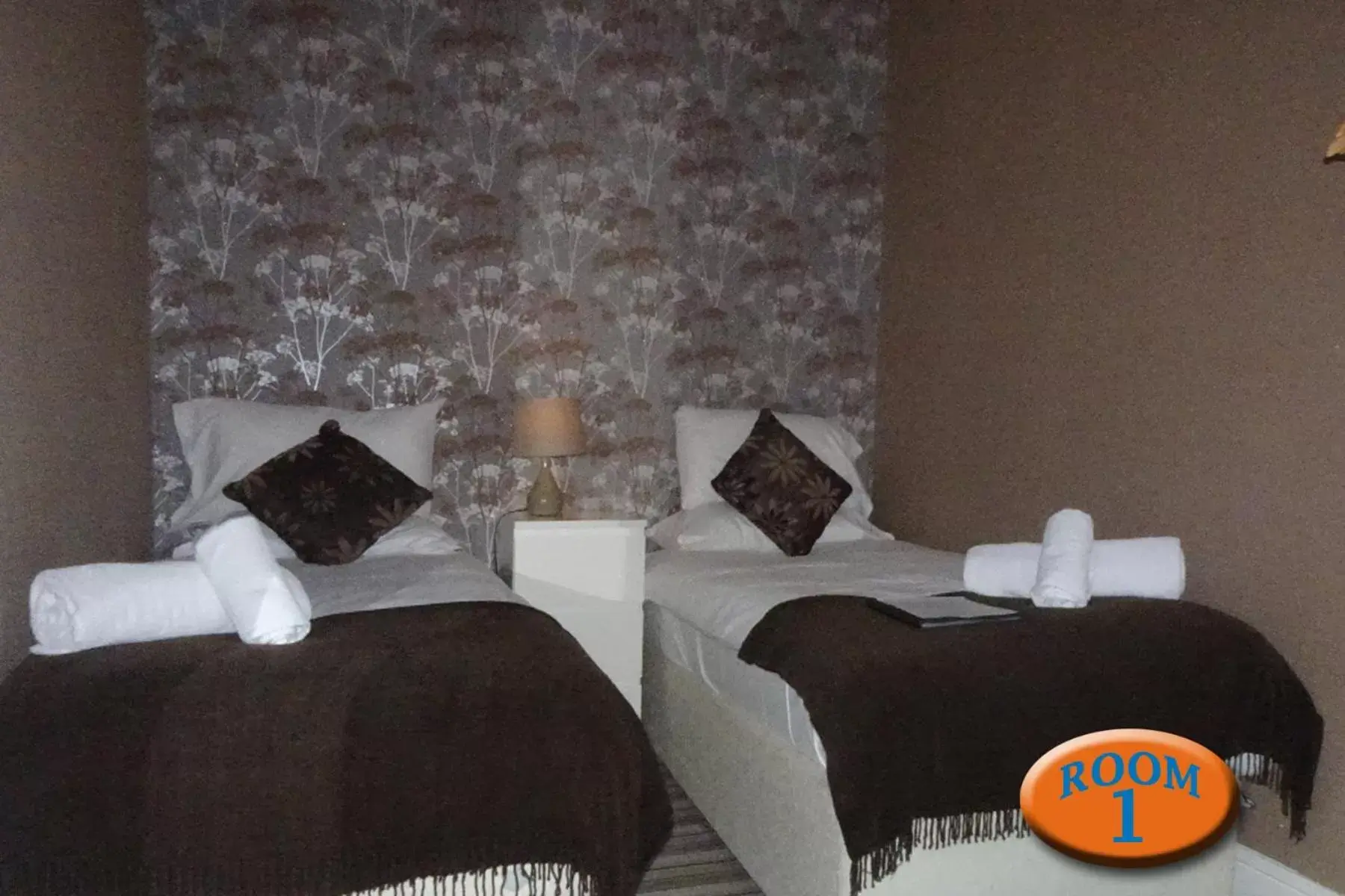 Small Twin Room- Ground floor - Dog Friendly in The Ransdale Small Twin Room- Ground floor - Dog Friendly in The Ransdale