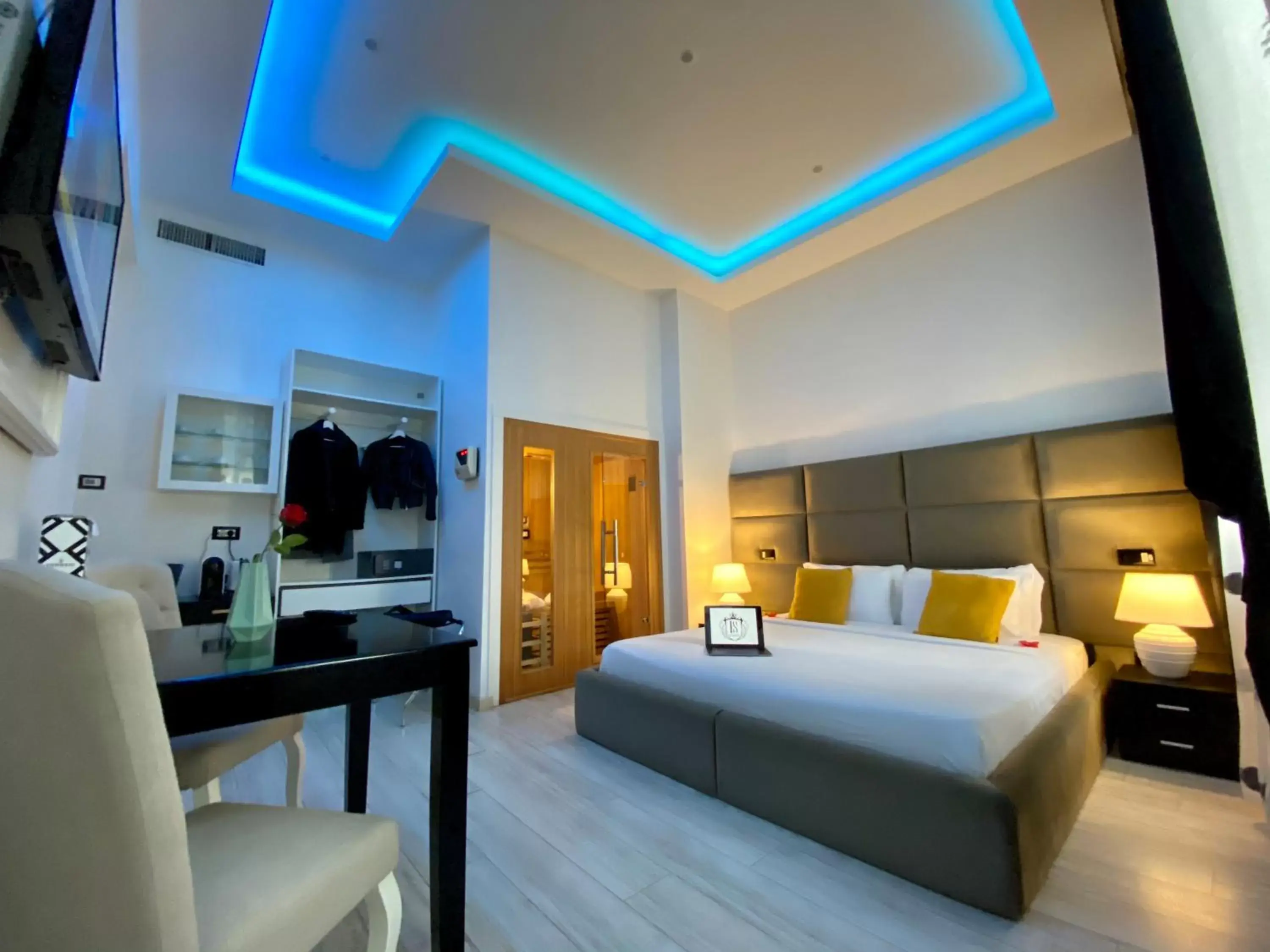 Junior Suite with Sauna in Escape Luxury Suite - CA Domus Collection Junior Suite with Sauna in Escape Luxury Suite - CA Domus Collection