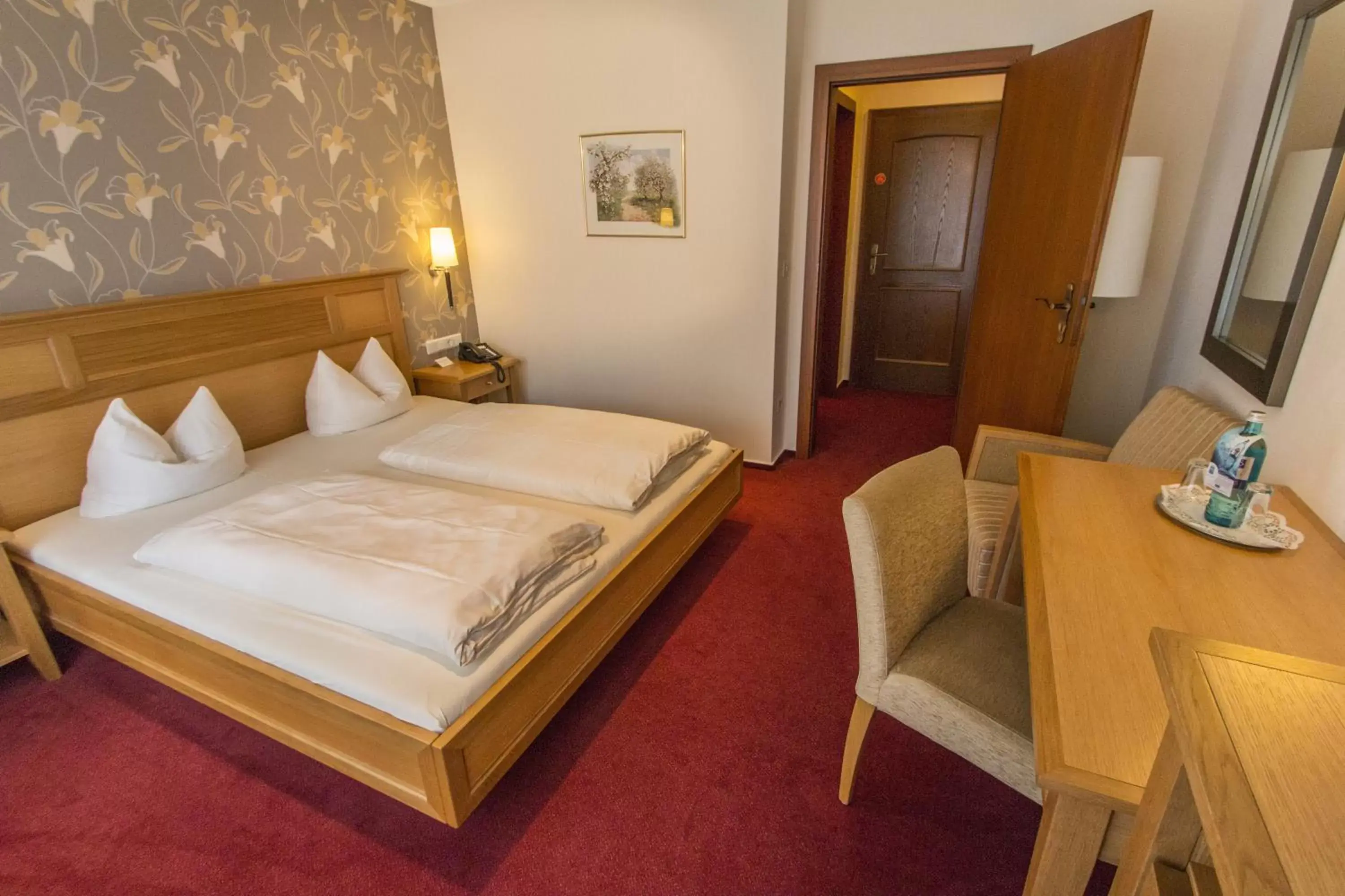 Deluxe Double Room - single occupancy in Frommanns Landhotel Deluxe Double Room - single occupancy in Frommanns Landhotel