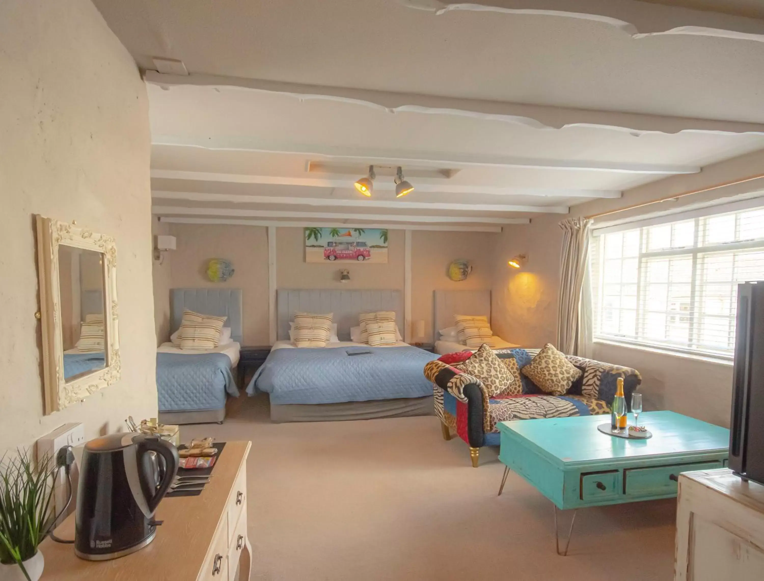 Deluxe Family Room in Molesworth Arms Deluxe Family Room in Molesworth Arms