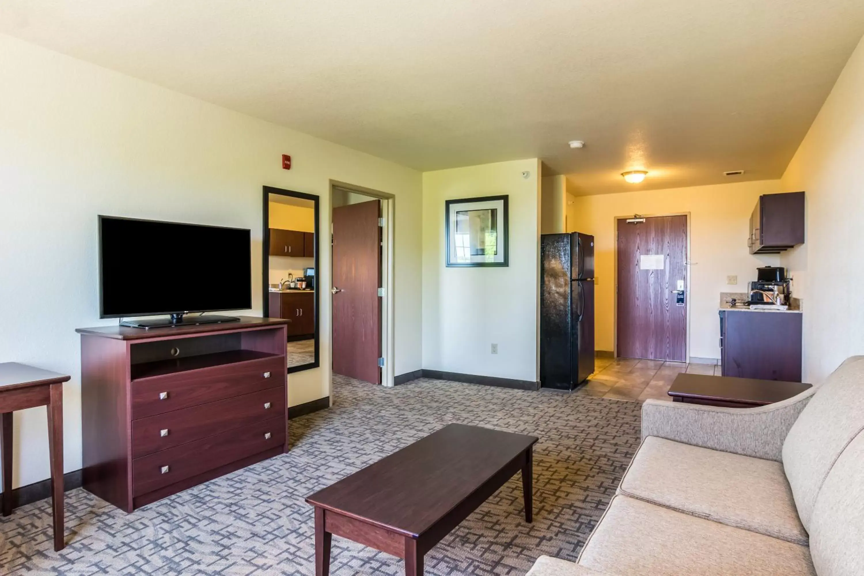 Family Room - Disability Access in Cobblestone Hotel & Suites - Erie Family Room - Disability Access in Cobblestone Hotel & Suites - Erie