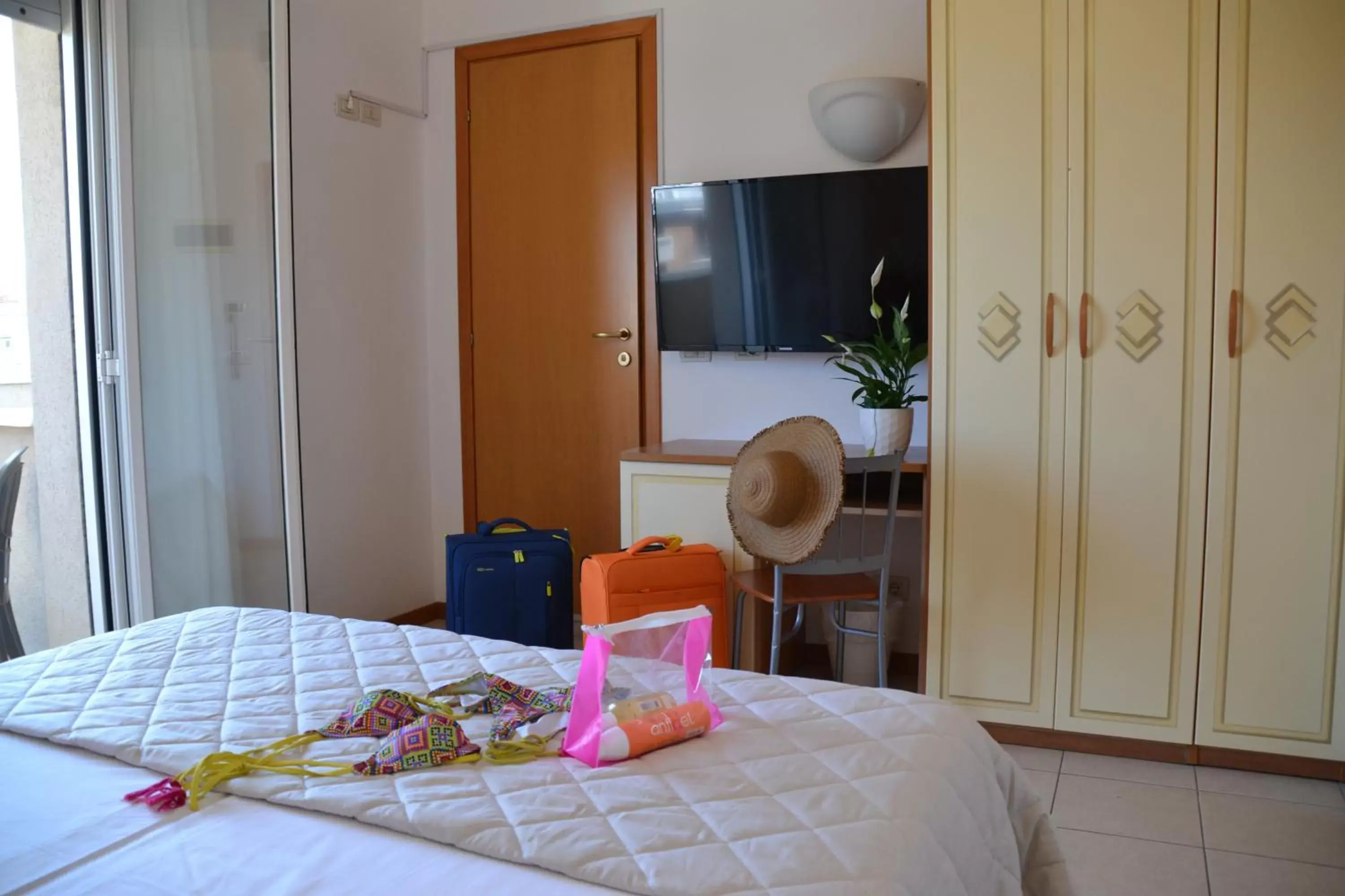 Superior Double or Twin Room with Sea View in Hotel Apogeo - Breakfast Experience Superior Double or Twin Room with Sea View in Hotel Apogeo - Breakfast Experience