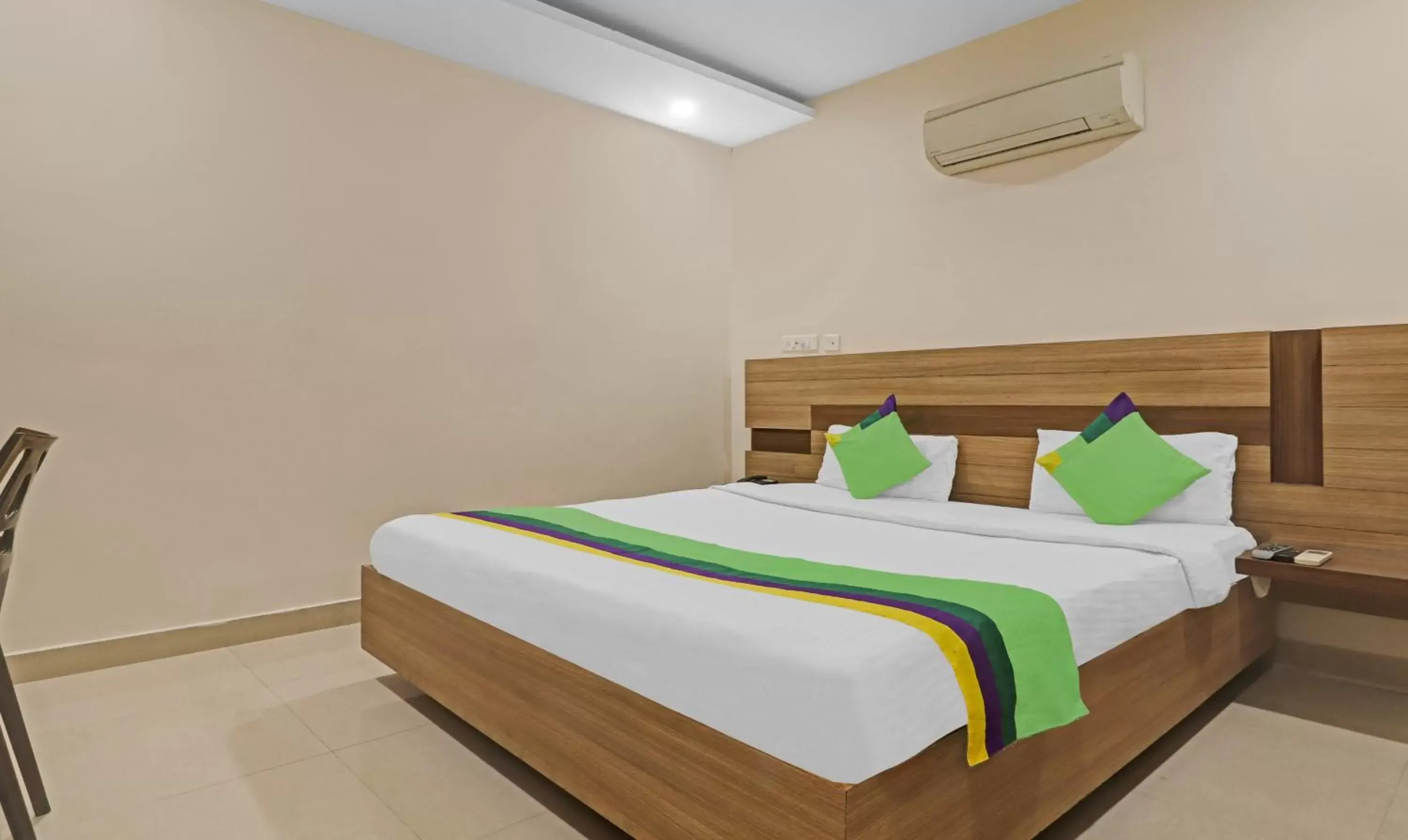 Superior Double Room - single occupancy in Treebo Pride Inn Botanica Superior Double Room - single occupancy in Treebo Pride Inn Botanica