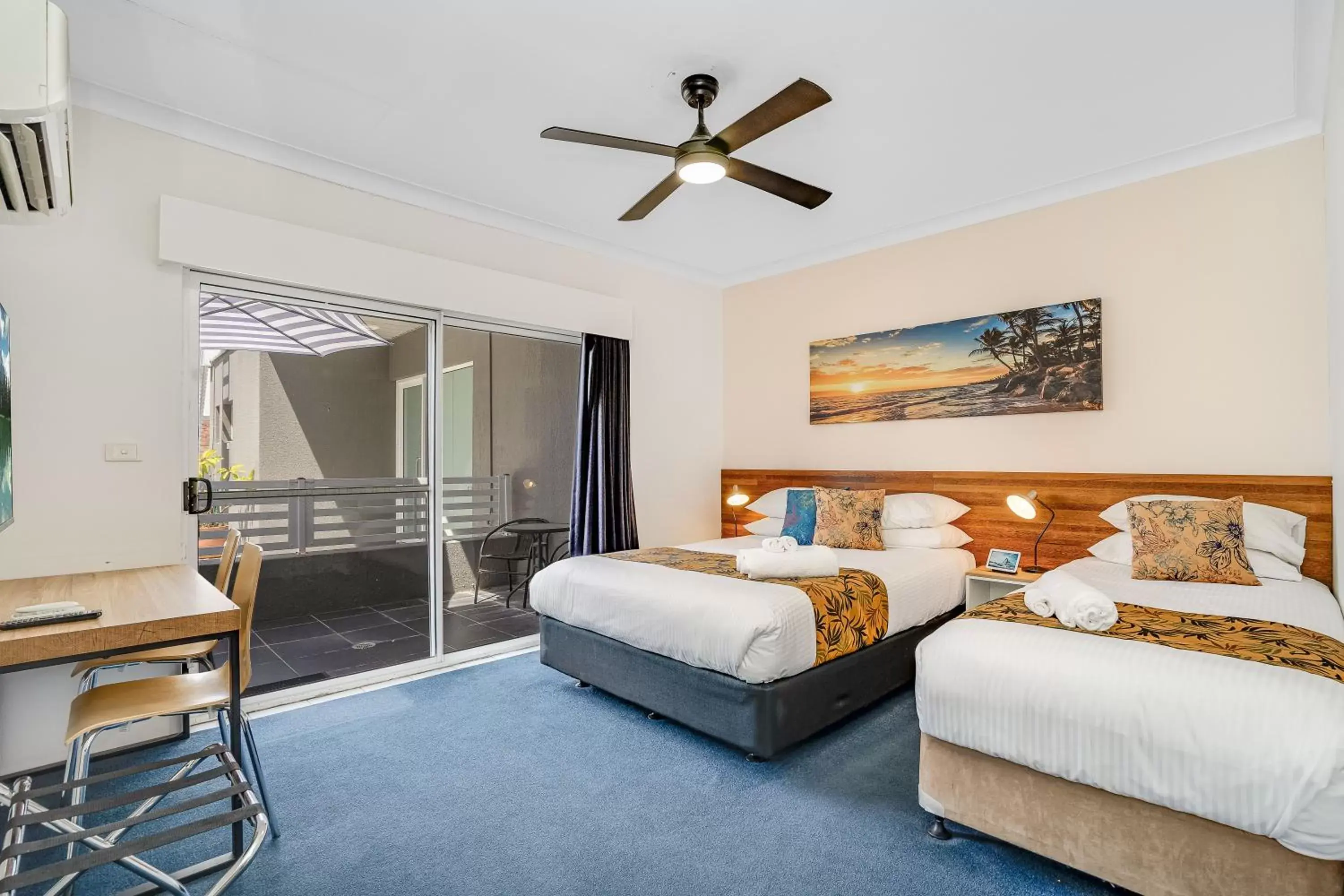 Standard Triple Room in Nelson Towers Motel & Apartments Standard Triple Room in Nelson Towers Motel & Apartments