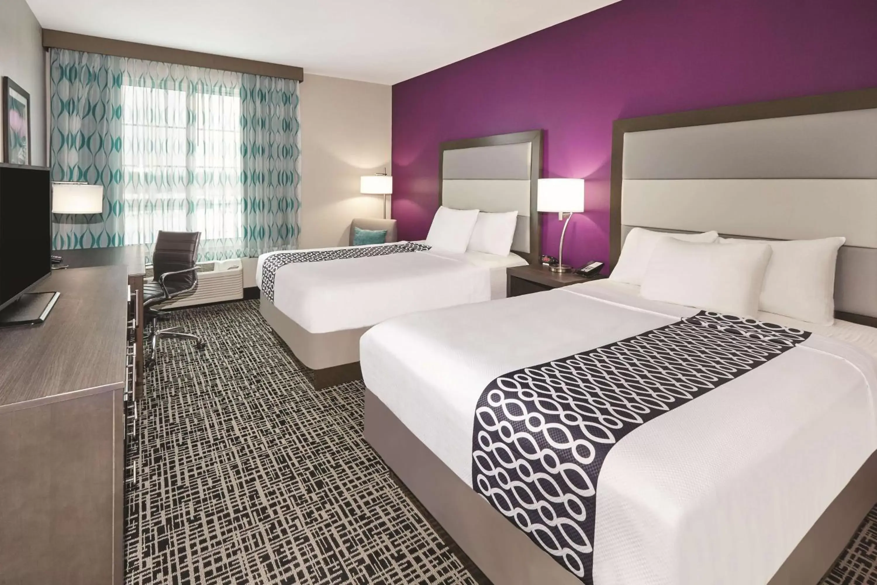 Queen Room with Two Queen Beds - Non-Smoking in La Quinta by Wyndham Springfield IL Queen Room with Two Queen Beds - Non-Smoking in La Quinta by Wyndham Springfield IL