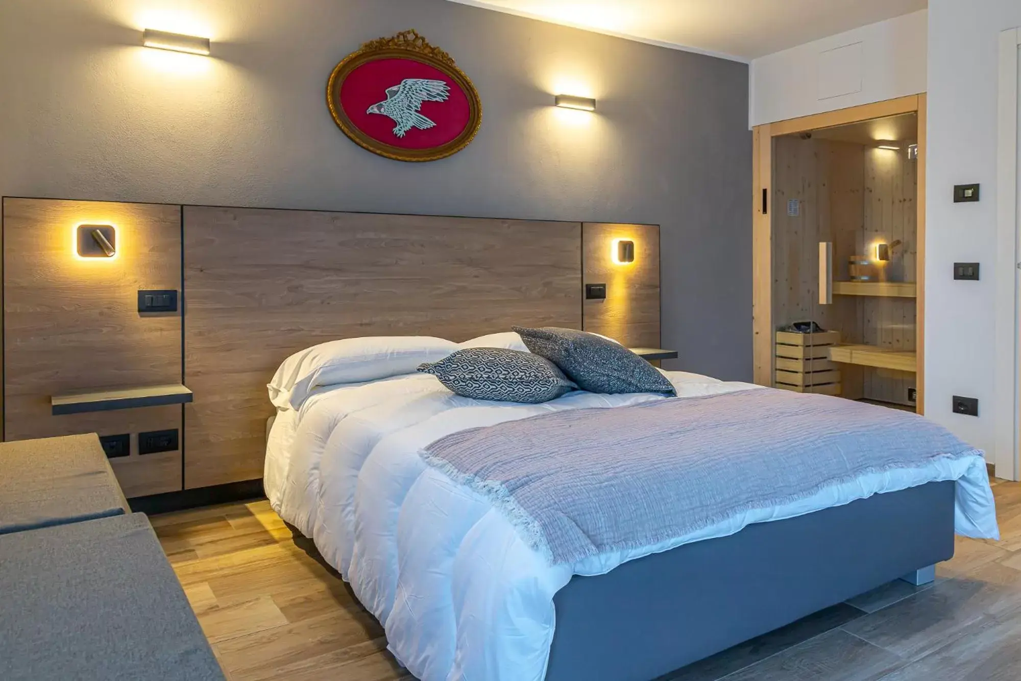 Deluxe Double Room in Hotel Mon Émile Deluxe Double Room in Hotel Mon Émile