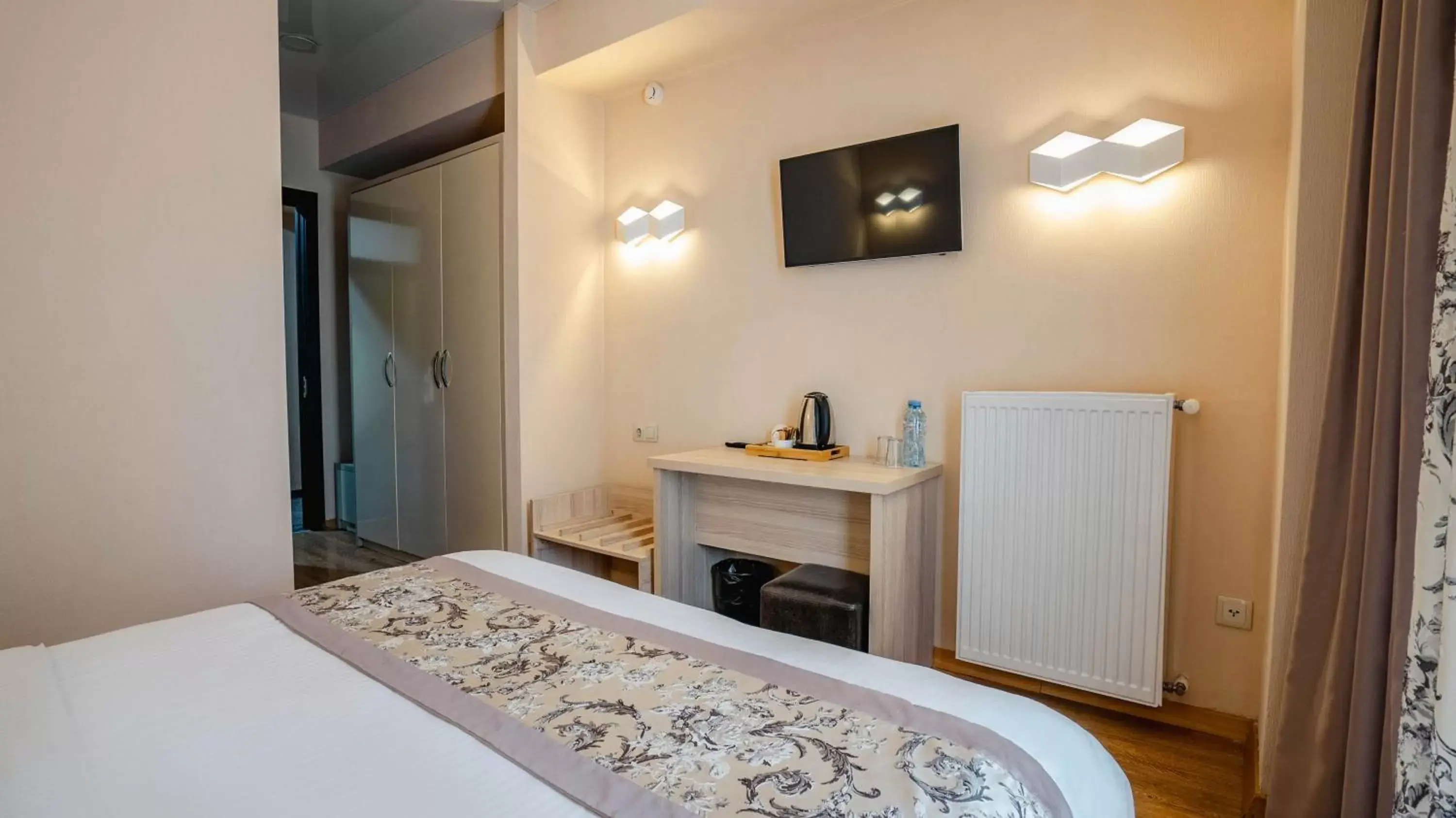 Double or Twin Room - Disability Access in Gudauri Inn Double or Twin Room - Disability Access in Gudauri Inn