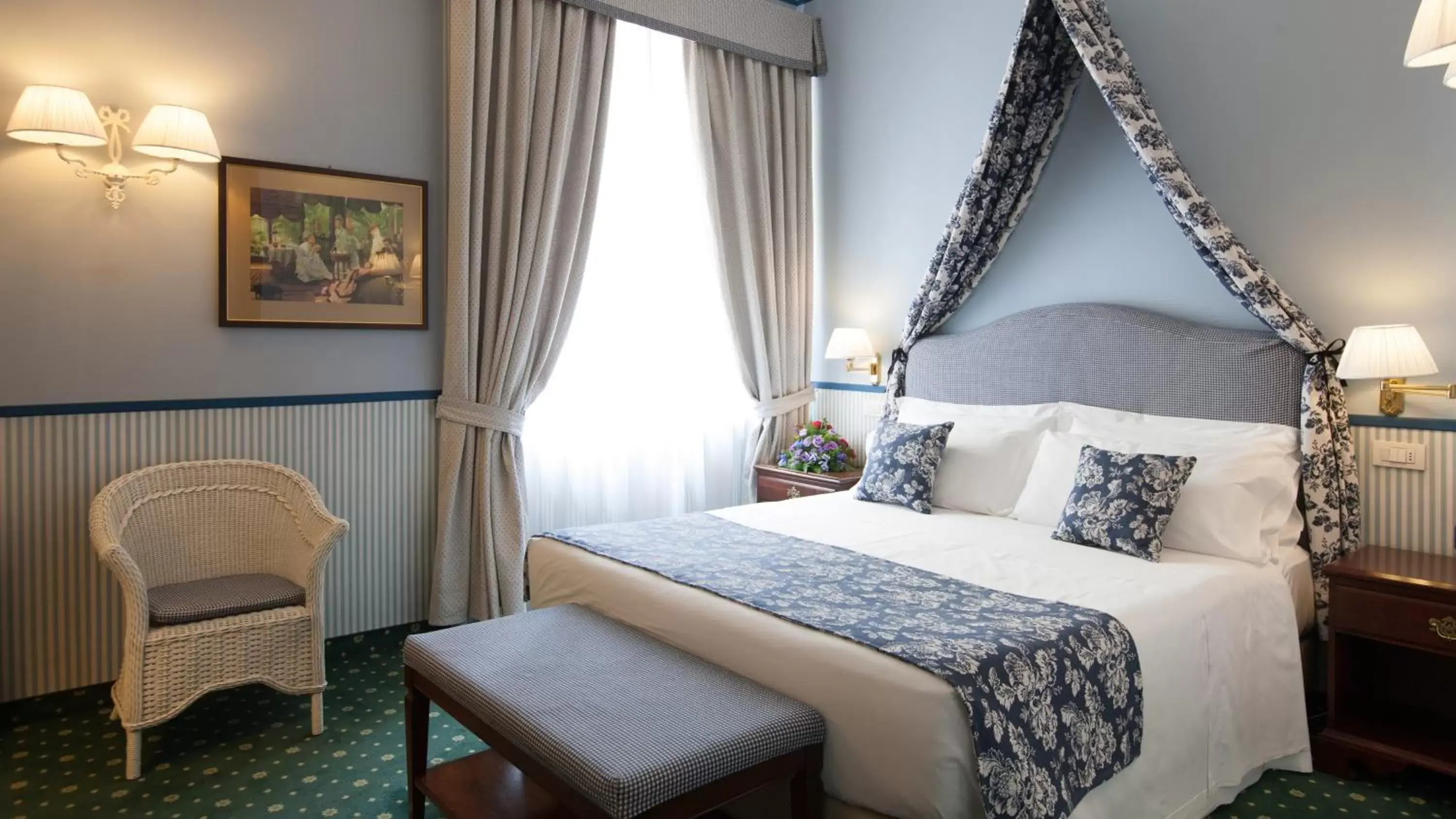 Superior Double Room in Hotel Victoria & Iside Spa Superior Double Room in Hotel Victoria & Iside Spa