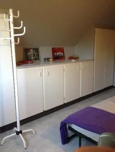 Double Room - single occupancy in Chez nous. Double Room - single occupancy in Chez nous.