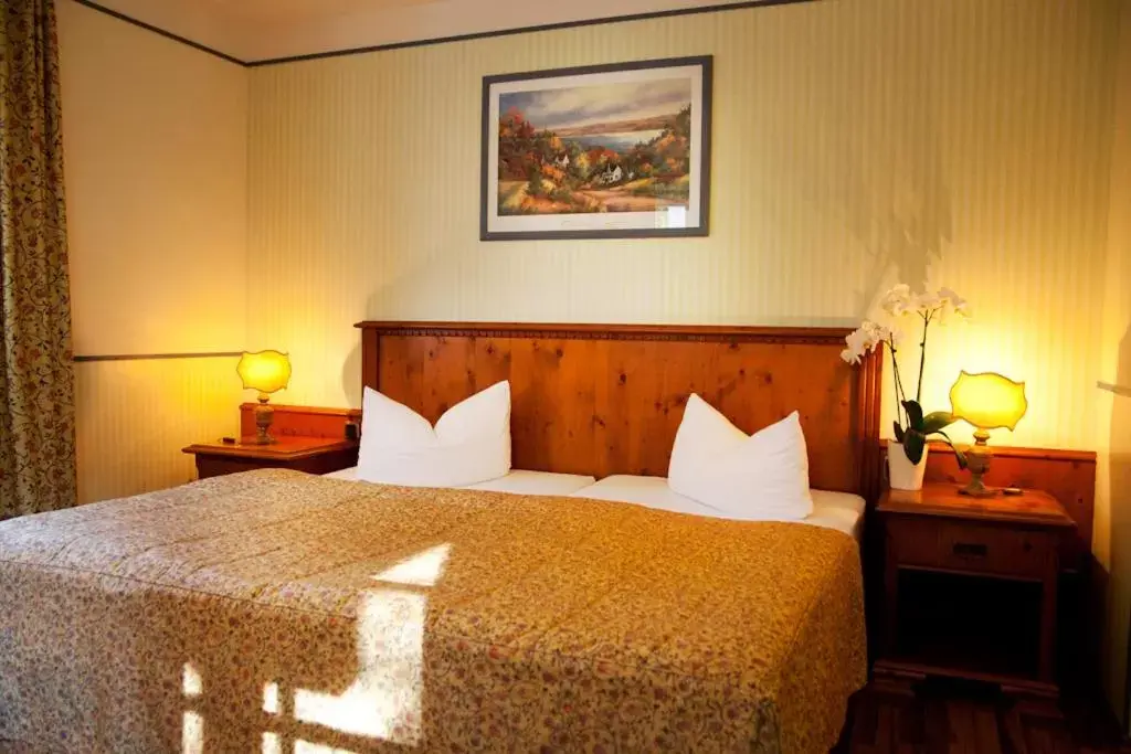Standard Double Room - single occupancy in Landgasthof & Hotel Jagdhof Standard Double Room - single occupancy in Landgasthof & Hotel Jagdhof