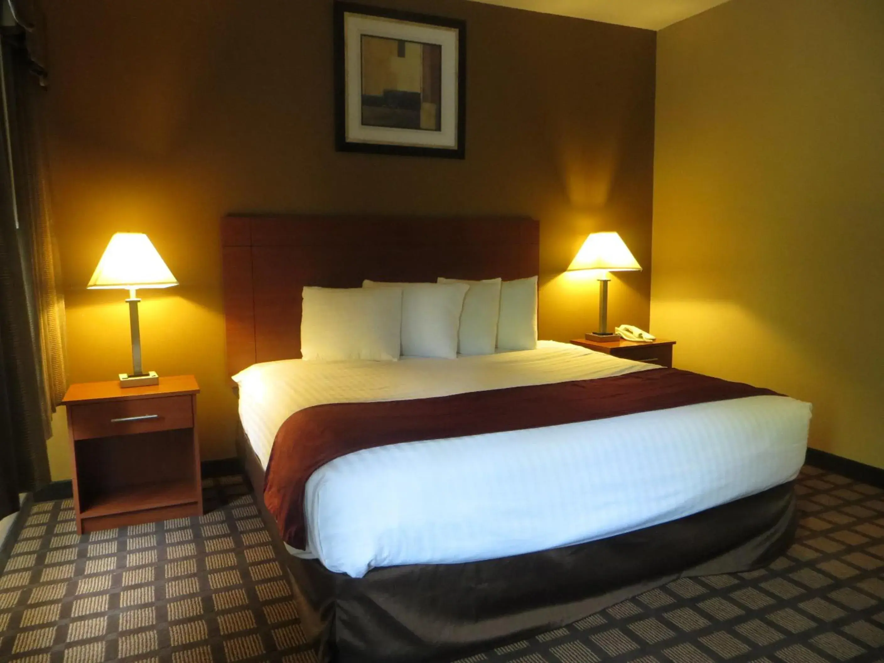 King Studio Suite - Non-Smoking in Baymont by Wyndham New Buffalo King Studio Suite - Non-Smoking in Baymont by Wyndham New Buffalo