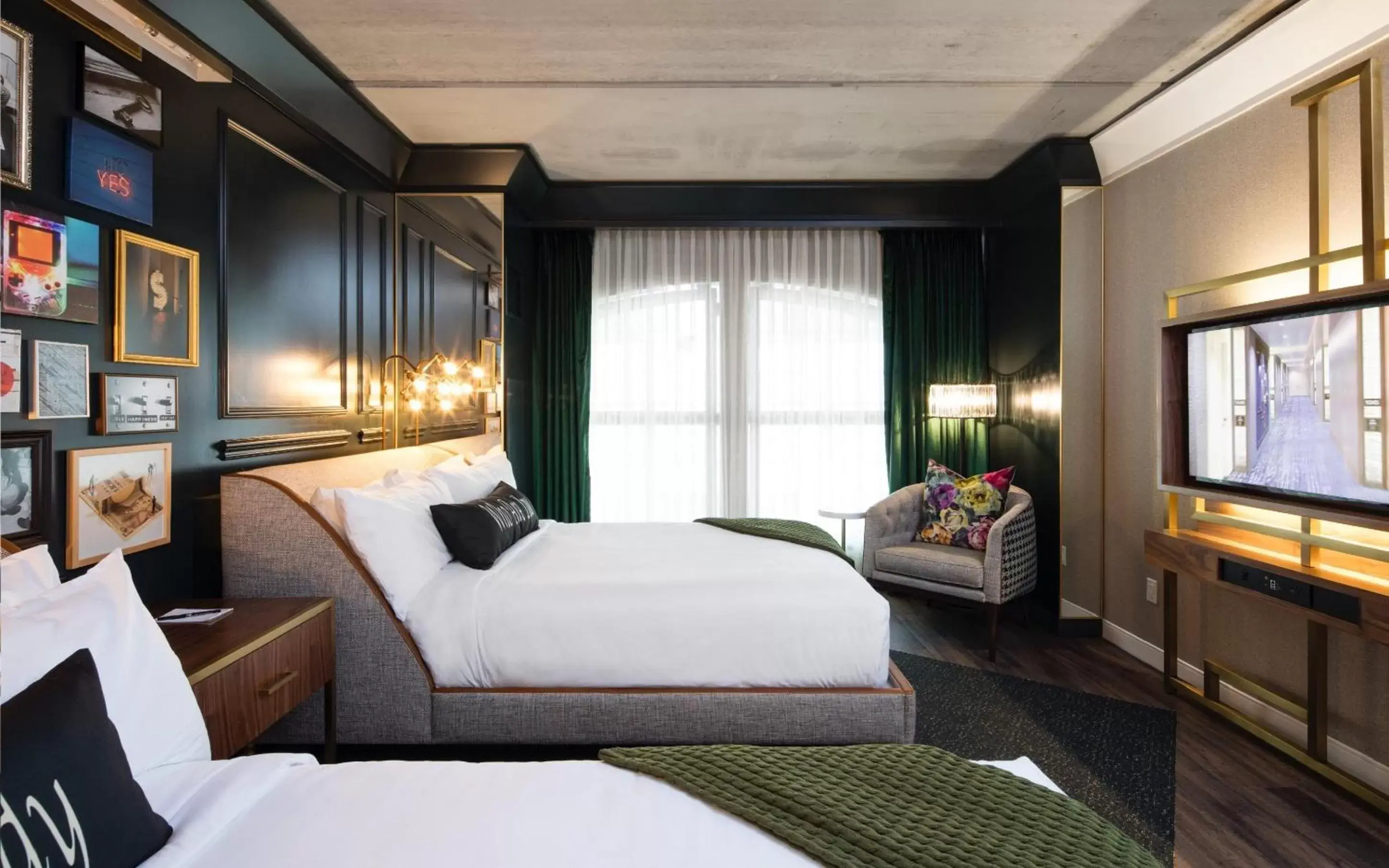 Main Street Queen in MGM Springfield Main Street Queen in MGM Springfield