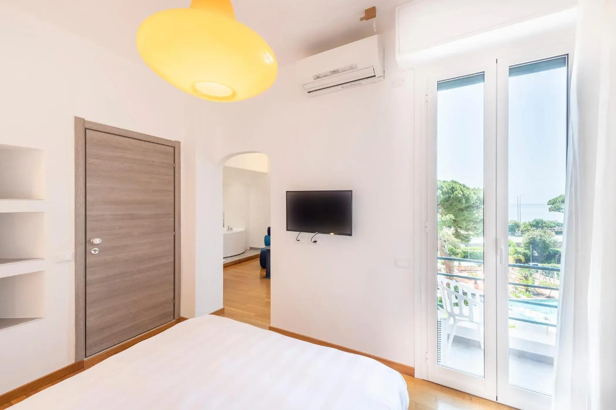 Deluxe Suite with Spa Bath in Hotel San Michele Deluxe Suite with Spa Bath in Hotel San Michele