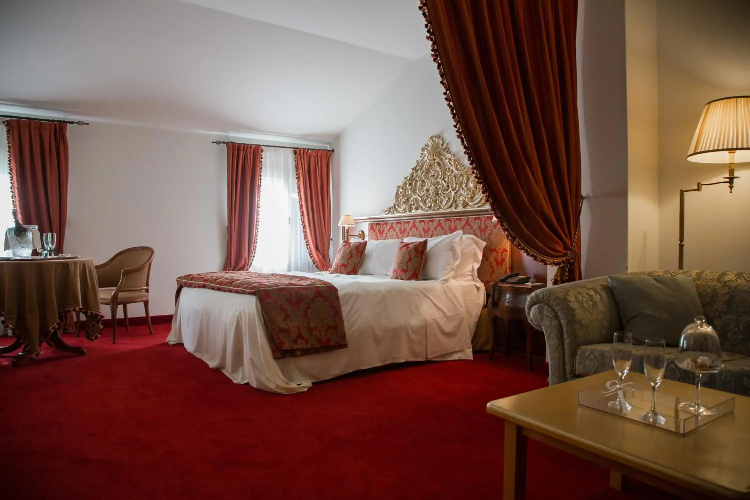 Junior Suite with Garden View in Hotel Villa Condulmer Junior Suite with Garden View in Hotel Villa Condulmer