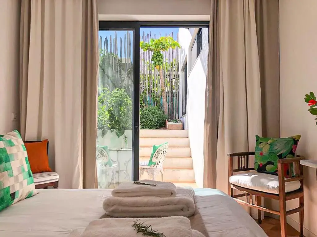 Double or Twin Room with Garden View in Altanure - Almatere Food Forest Boutique Hotel Double or Twin Room with Garden View in Altanure - Almatere Food Forest Boutique Hotel