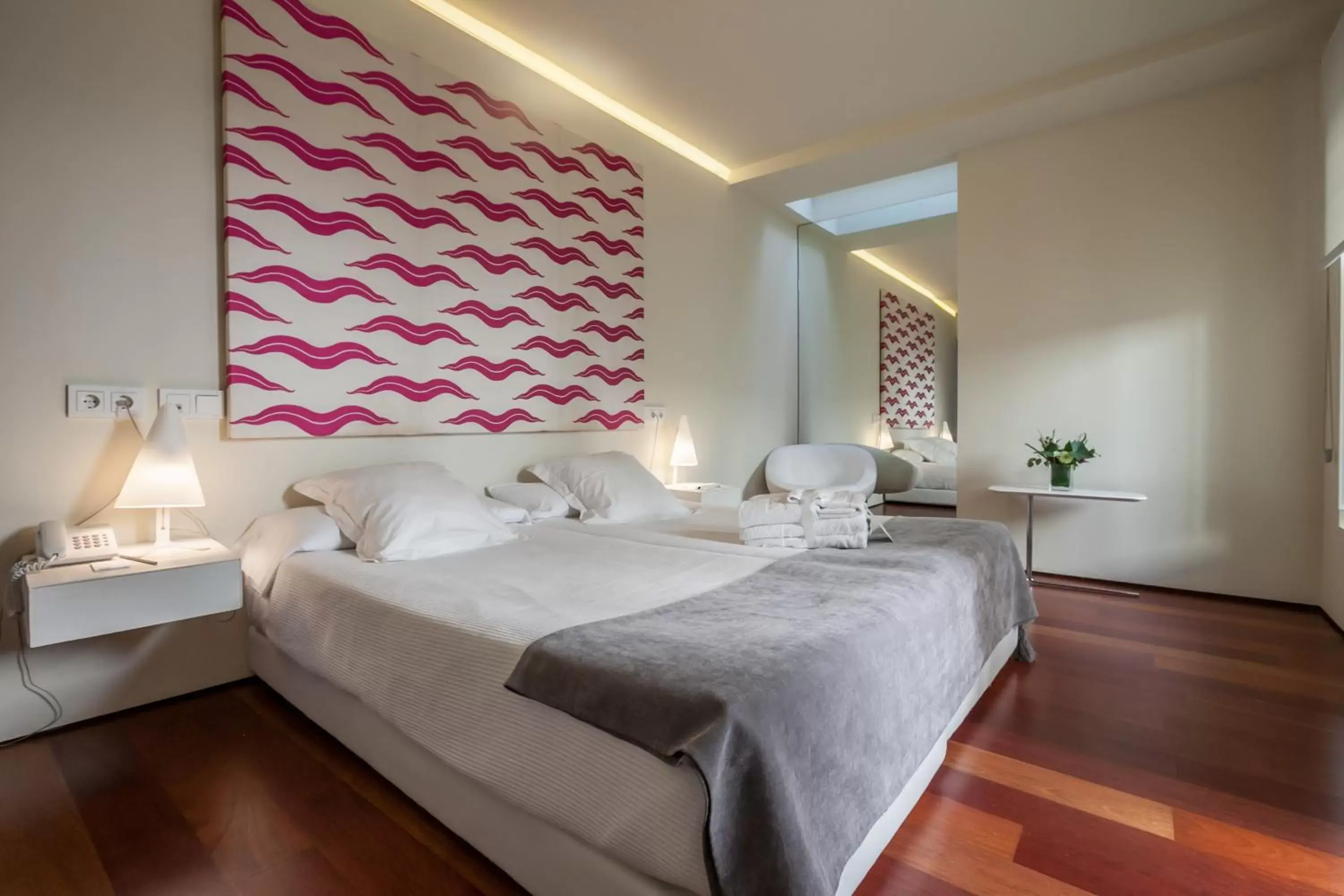 Twin Room - First Floor in Hotel Viento10 Twin Room - First Floor in Hotel Viento10