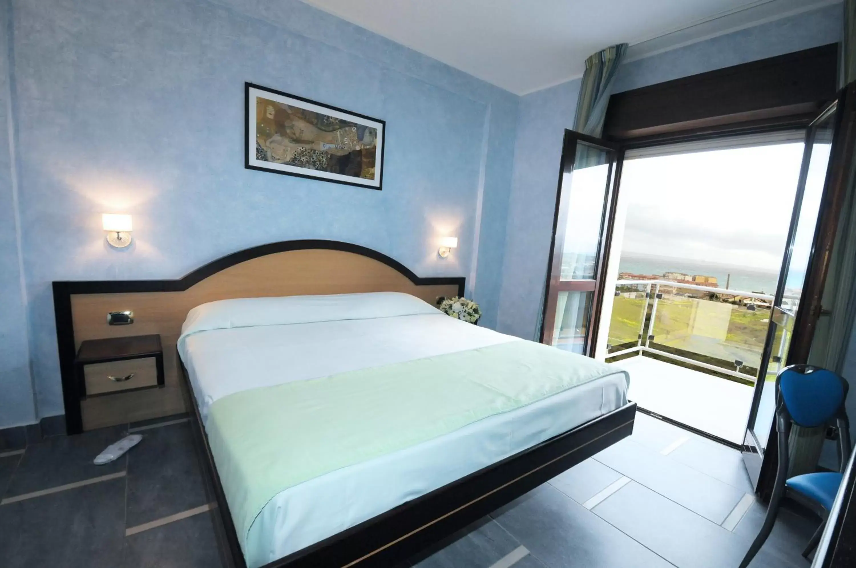 Junior Suite in Grand Hotel Paradiso Junior Suite in Grand Hotel Paradiso