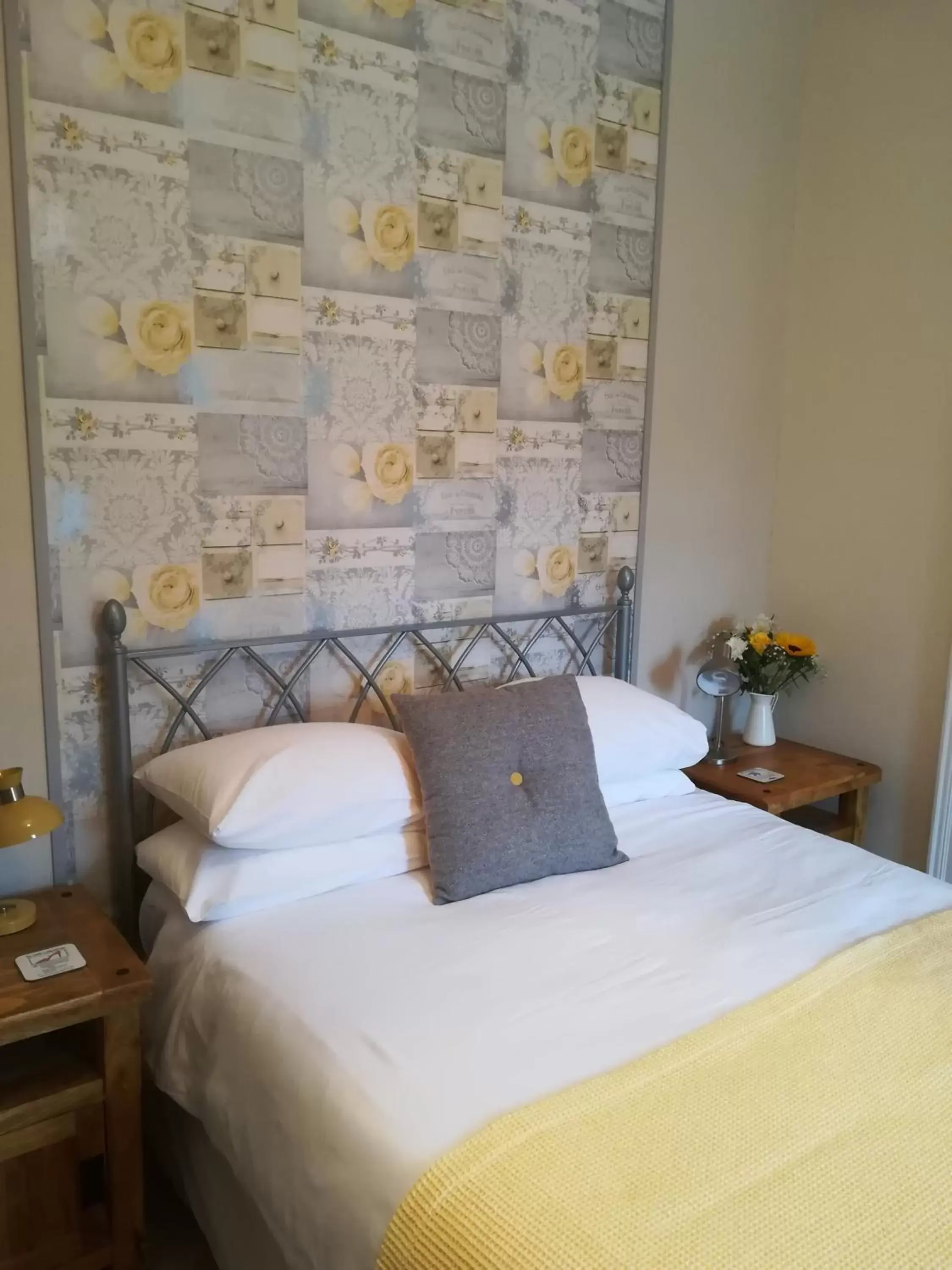 Double Room with Private Bathroom - single occupancy in Furain Double Room with Private Bathroom - single occupancy in Furain