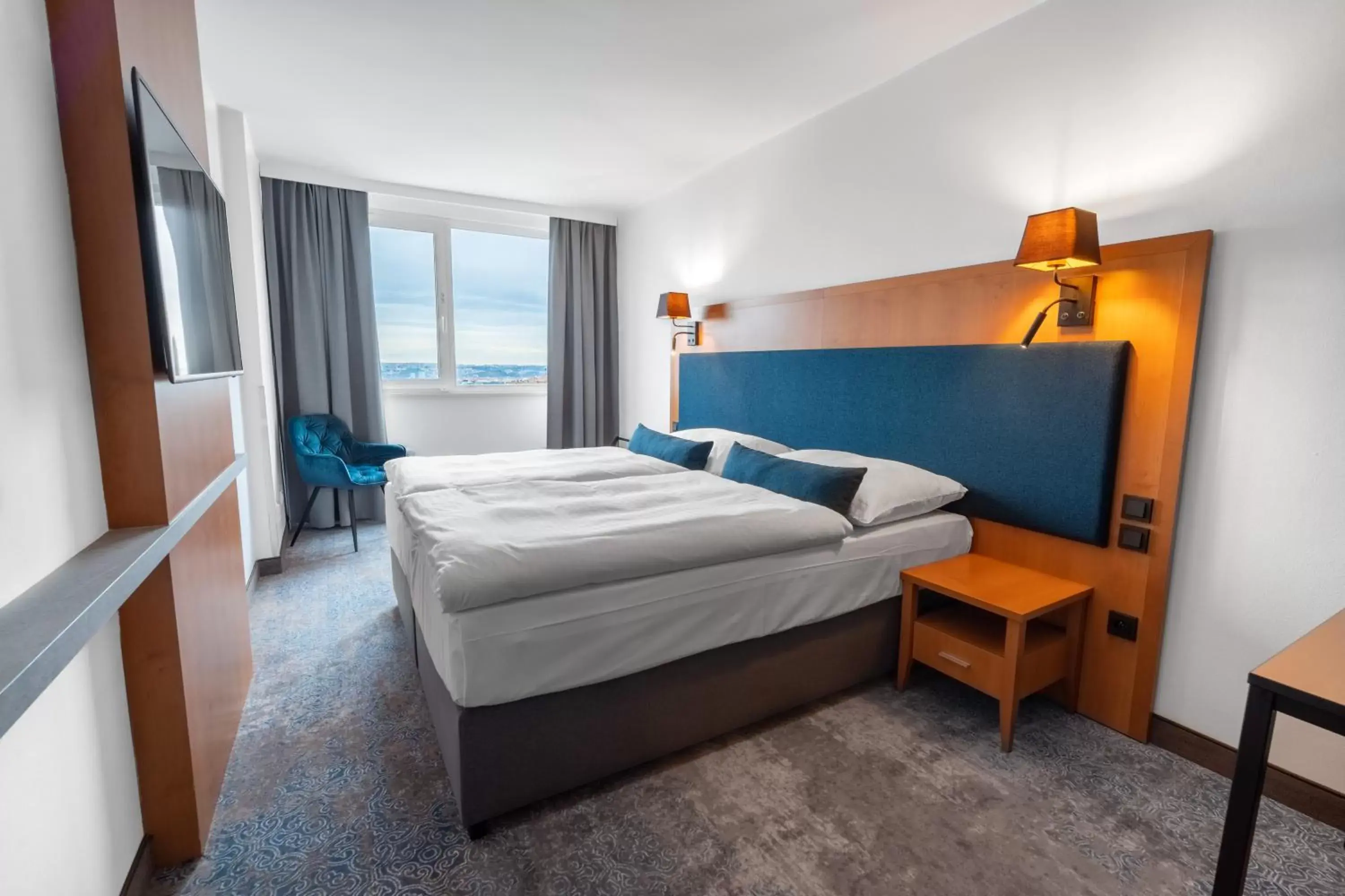 Classic Double Room with Free Pool Access in OREA Hotel Pyramida Praha Classic Double Room with Free Pool Access in OREA Hotel Pyramida Praha