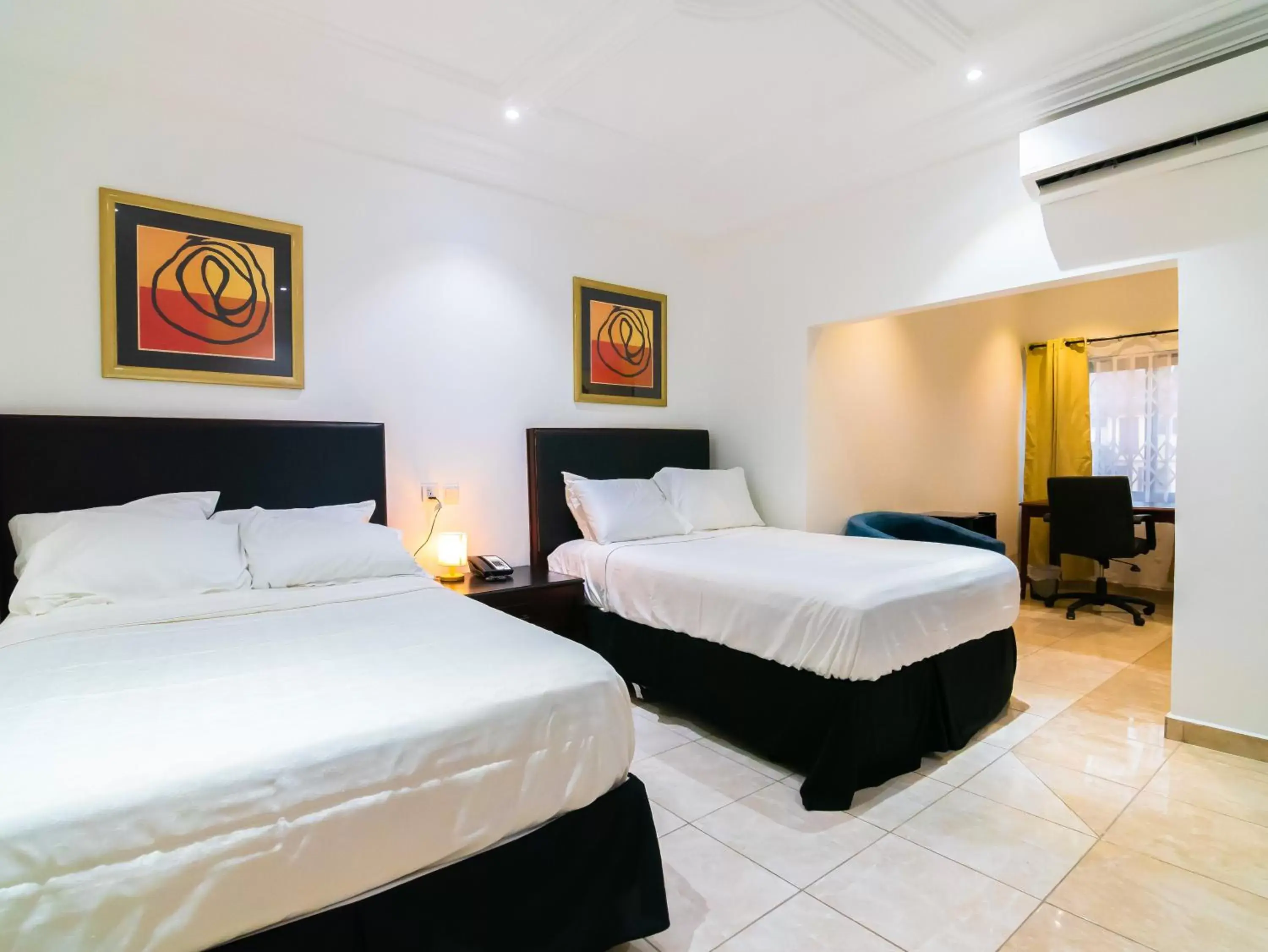 Deluxe Double Room in KoKo Palm Inn LTD Deluxe Double Room in KoKo Palm Inn LTD