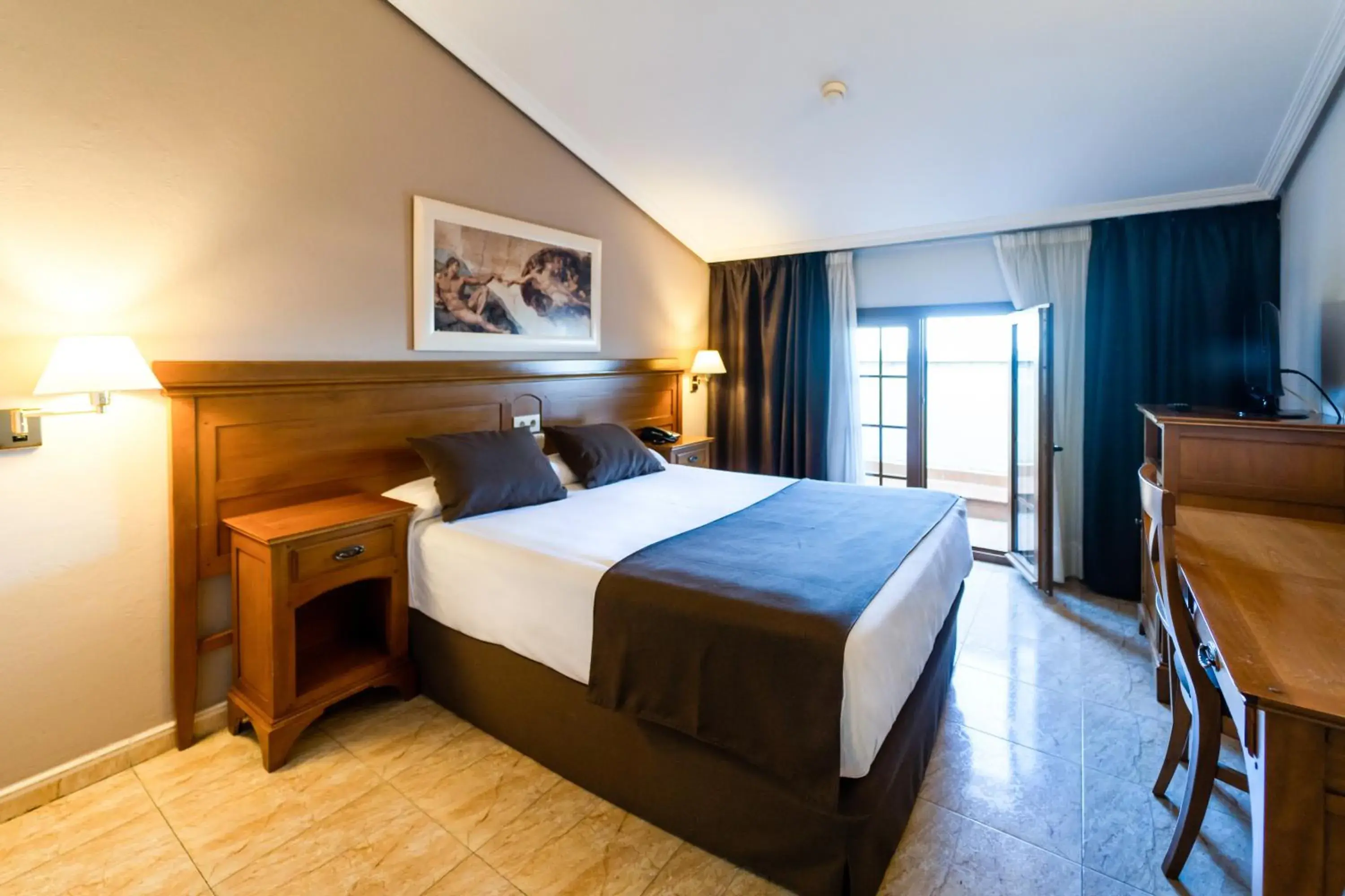 Double Room Single Use in Carlos I Toledo Double Room Single Use in Carlos I Toledo