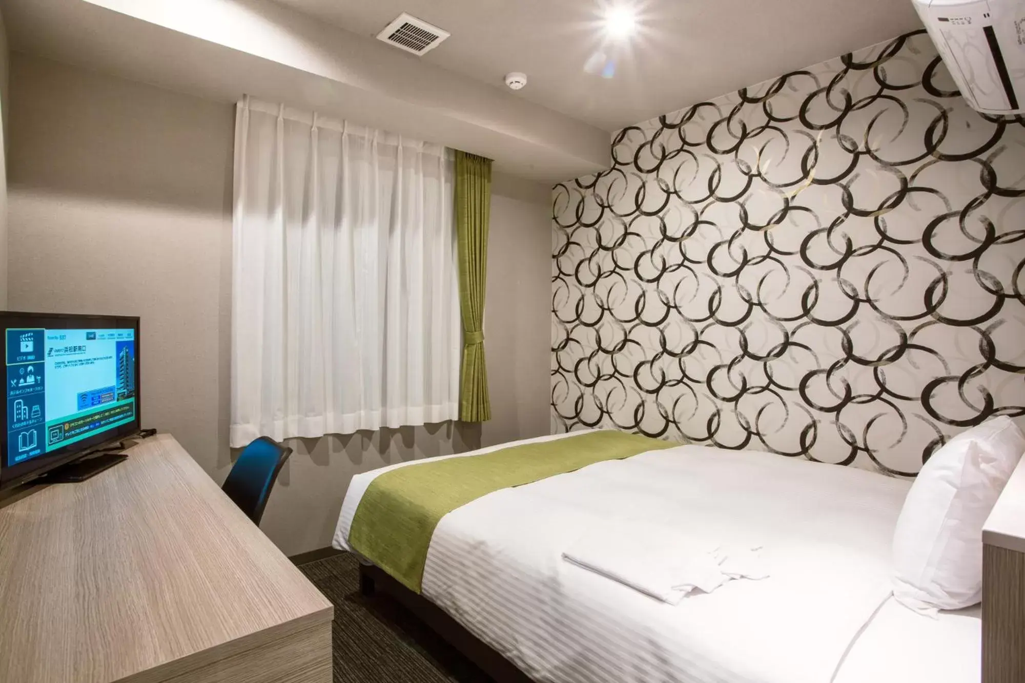 Double Room - Smoking in Kuretake-Inn Hamamatsueki Minamiguchi Premium Double Room - Smoking in Kuretake-Inn Hamamatsueki Minamiguchi Premium