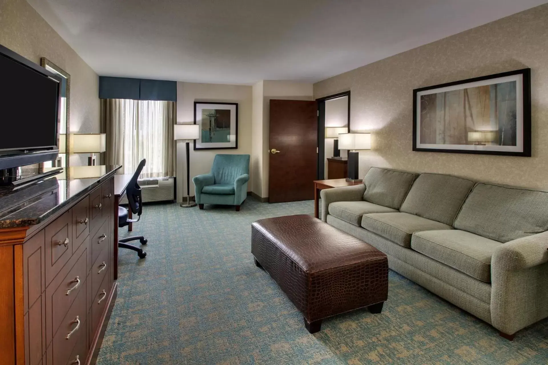 Two-Room Suite with One-King in GreenTree Hotel - Houston Hobby Airport Two-Room Suite with One-King in GreenTree Hotel - Houston Hobby Airport