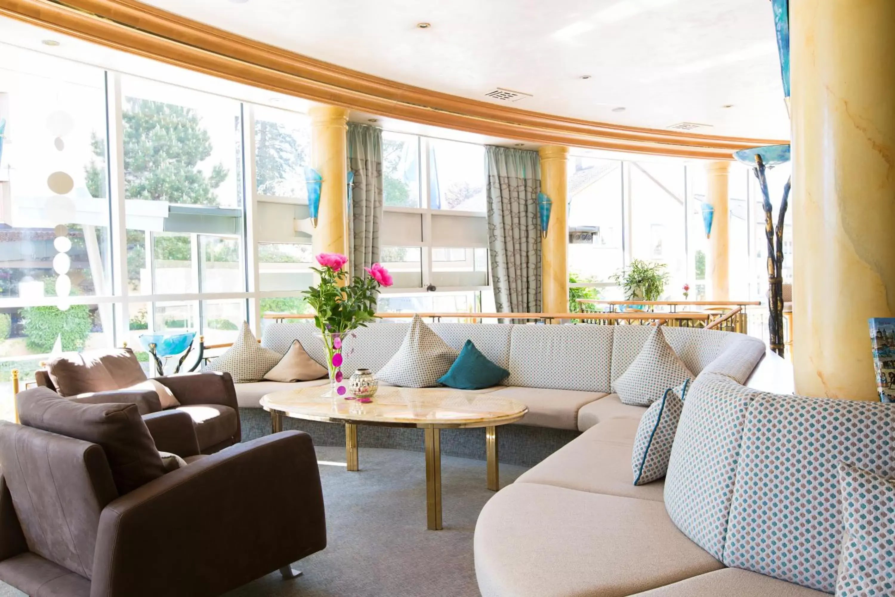 AKZENT Hotel Restaurant Altdorfer Hof AKZENT Hotel Restaurant Altdorfer Hof