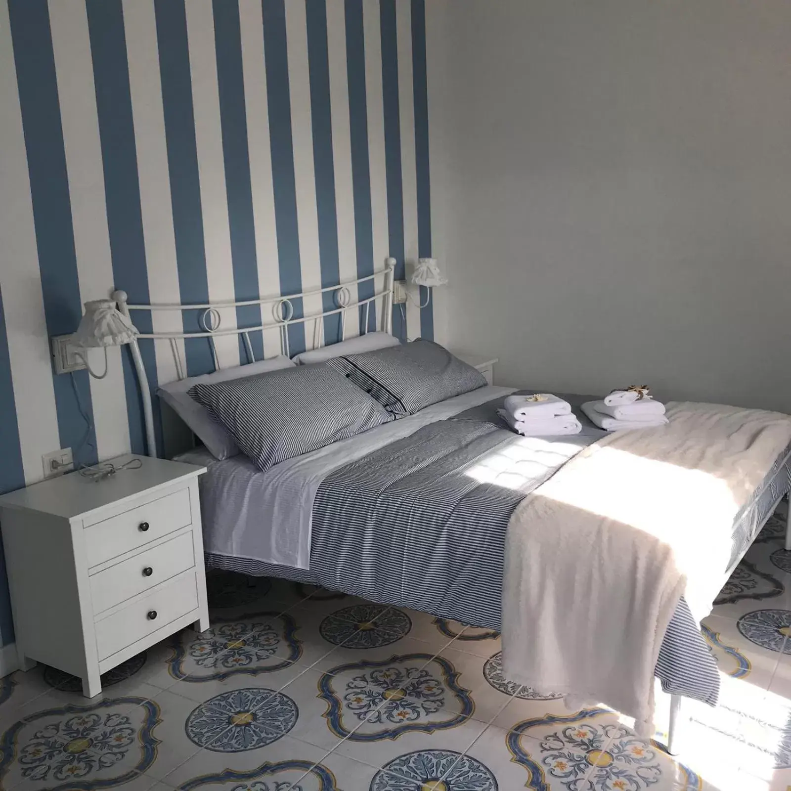 Double Room with Terrace in IL GIARDINO DEI GLICINI Double Room with Terrace in IL GIARDINO DEI GLICINI