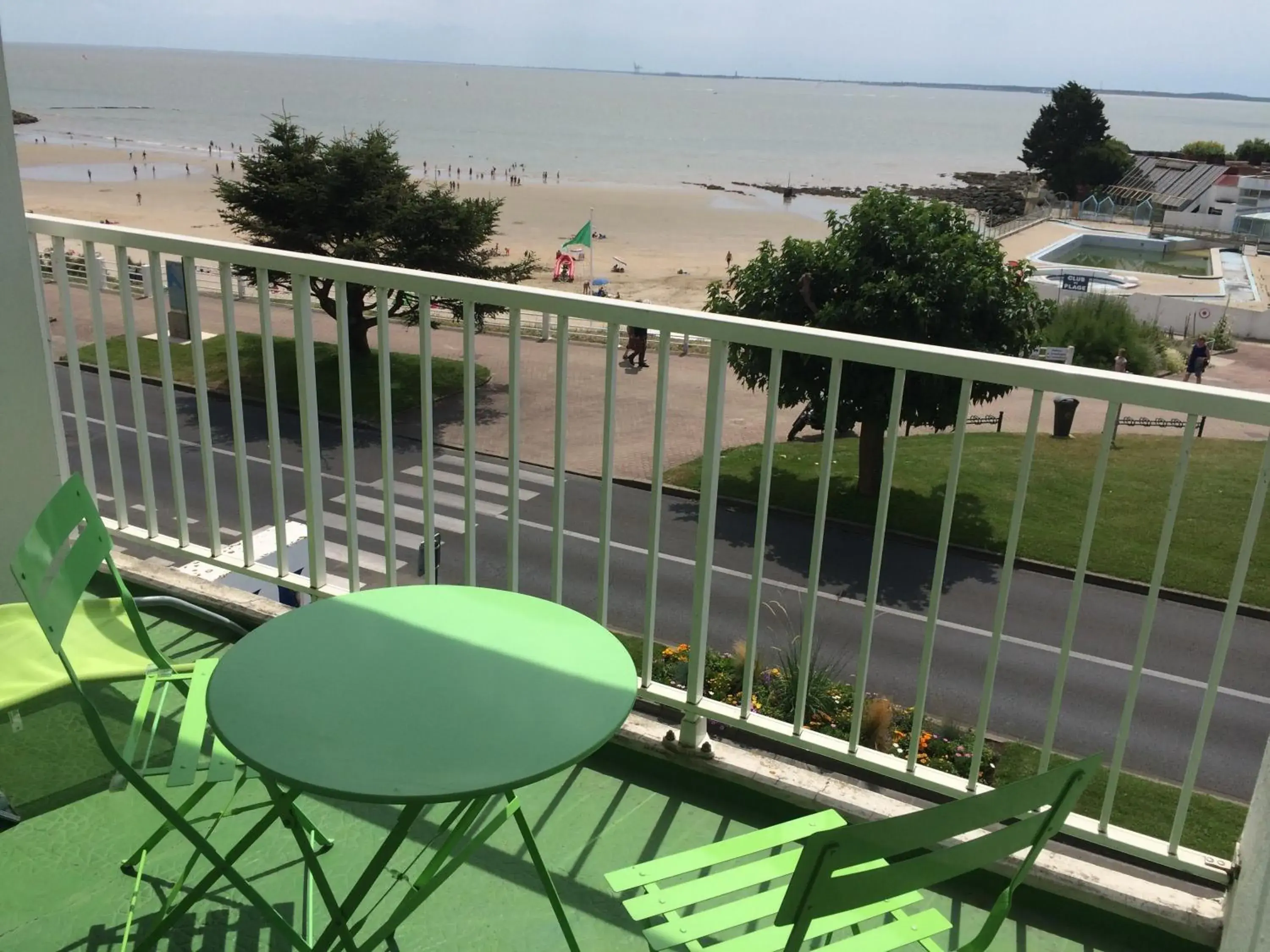 Family Room with Sea View in Hôtel Beau Rivage Family Room with Sea View in Hôtel Beau Rivage