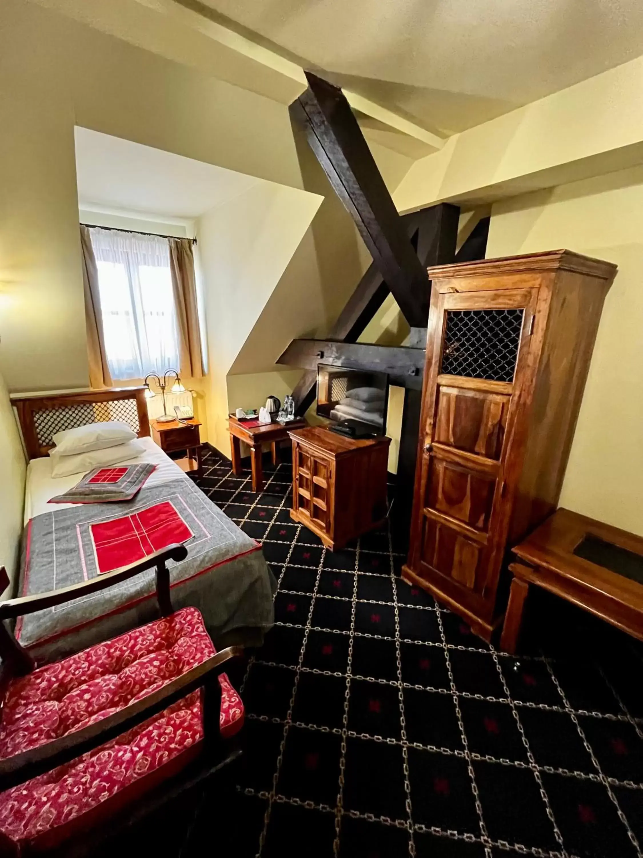 Standard Single Room in Hotel Zamek Ryn Standard Single Room in Hotel Zamek Ryn