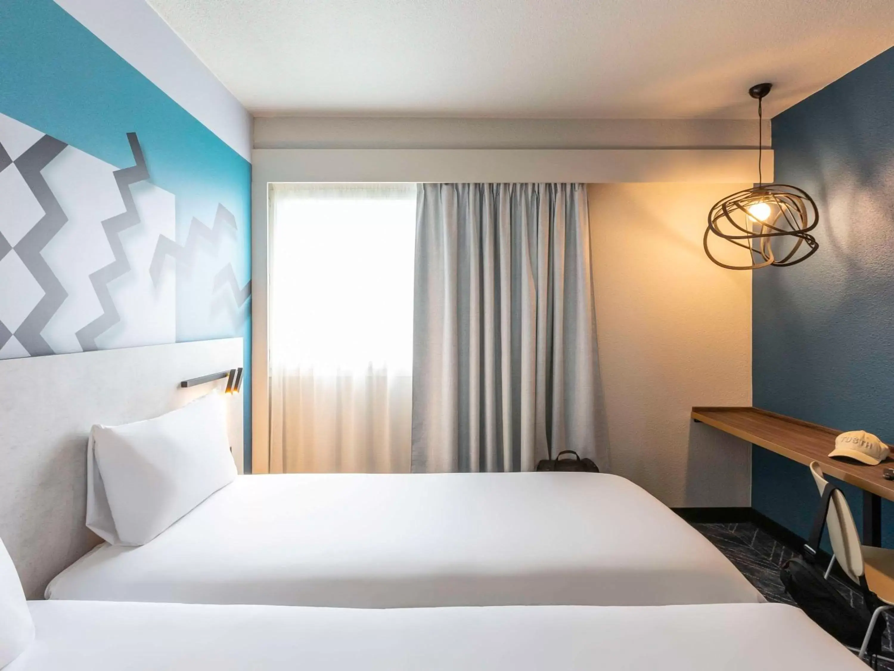 Standard Double Room with Sofa in ibis Styles Bordeaux Centre Mériadeck Standard Double Room with Sofa in ibis Styles Bordeaux Centre Mériadeck