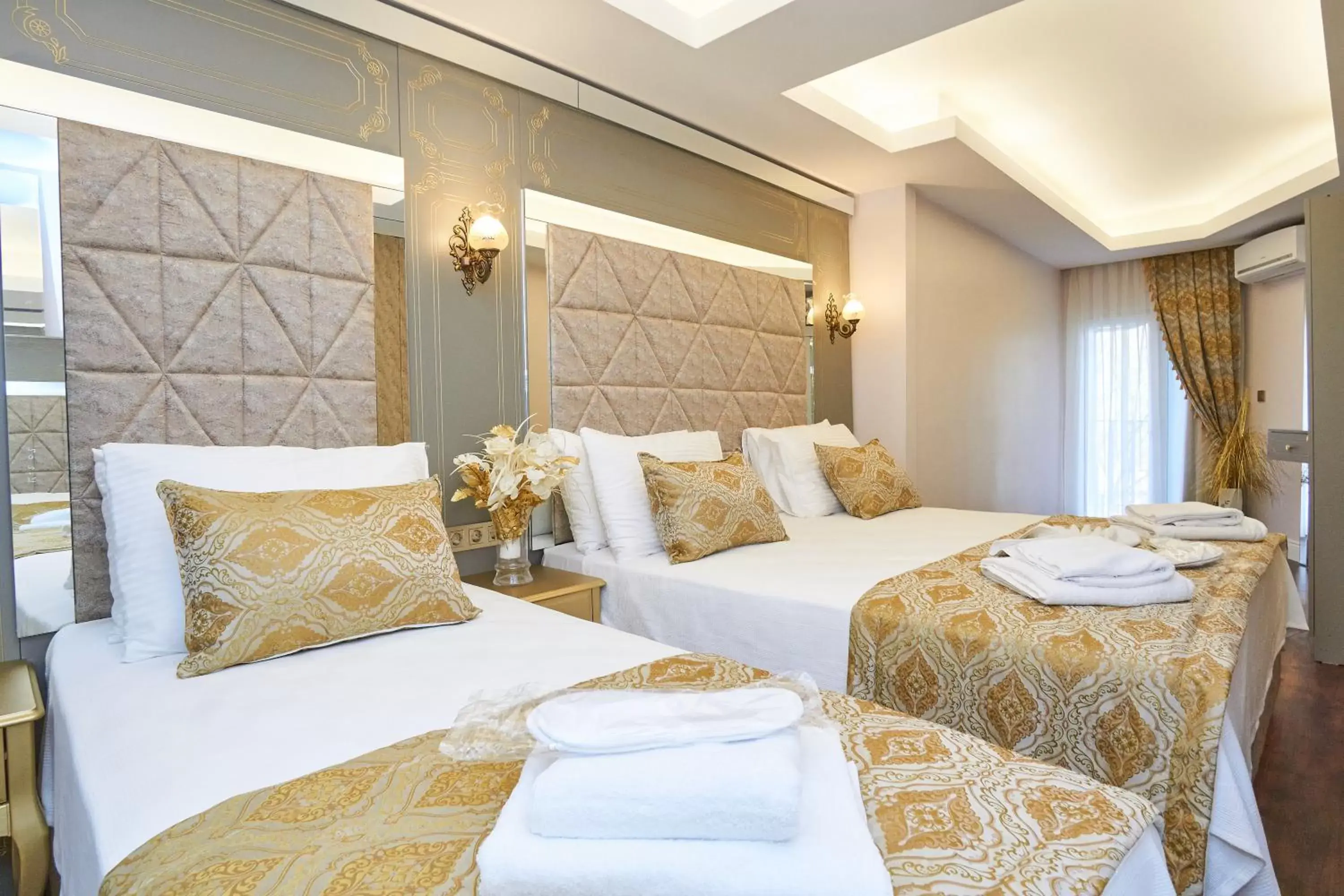 Triple Room in Sultan Suleyman Palace Hotel & Spa Triple Room in Sultan Suleyman Palace Hotel & Spa