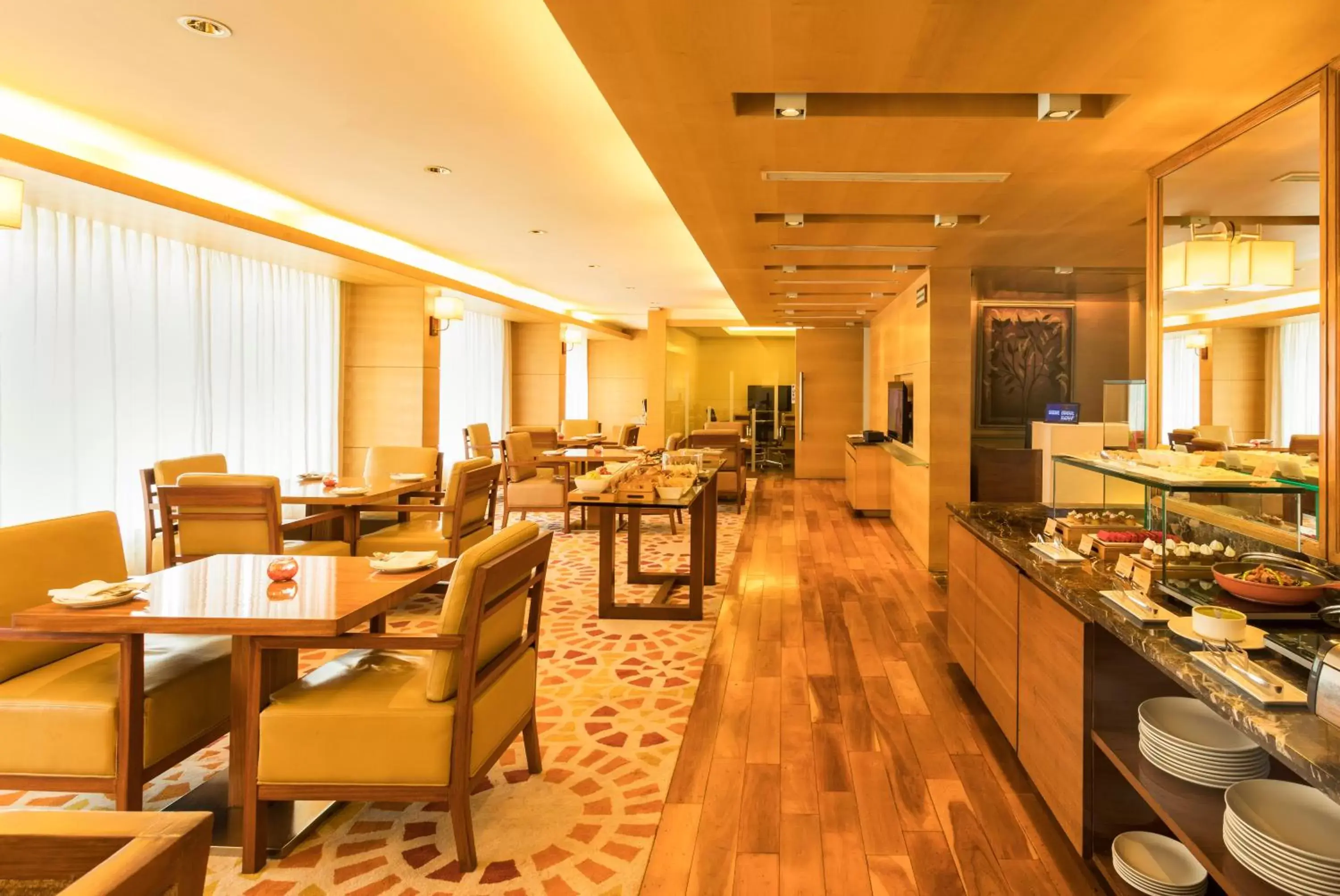 Deluxe Double Room with 20 percent discount on food and beverages in Courtyard by Marriott Ahmedabad Deluxe Double Room with 20 percent discount on food and beverages in Courtyard by Marriott Ahmedabad