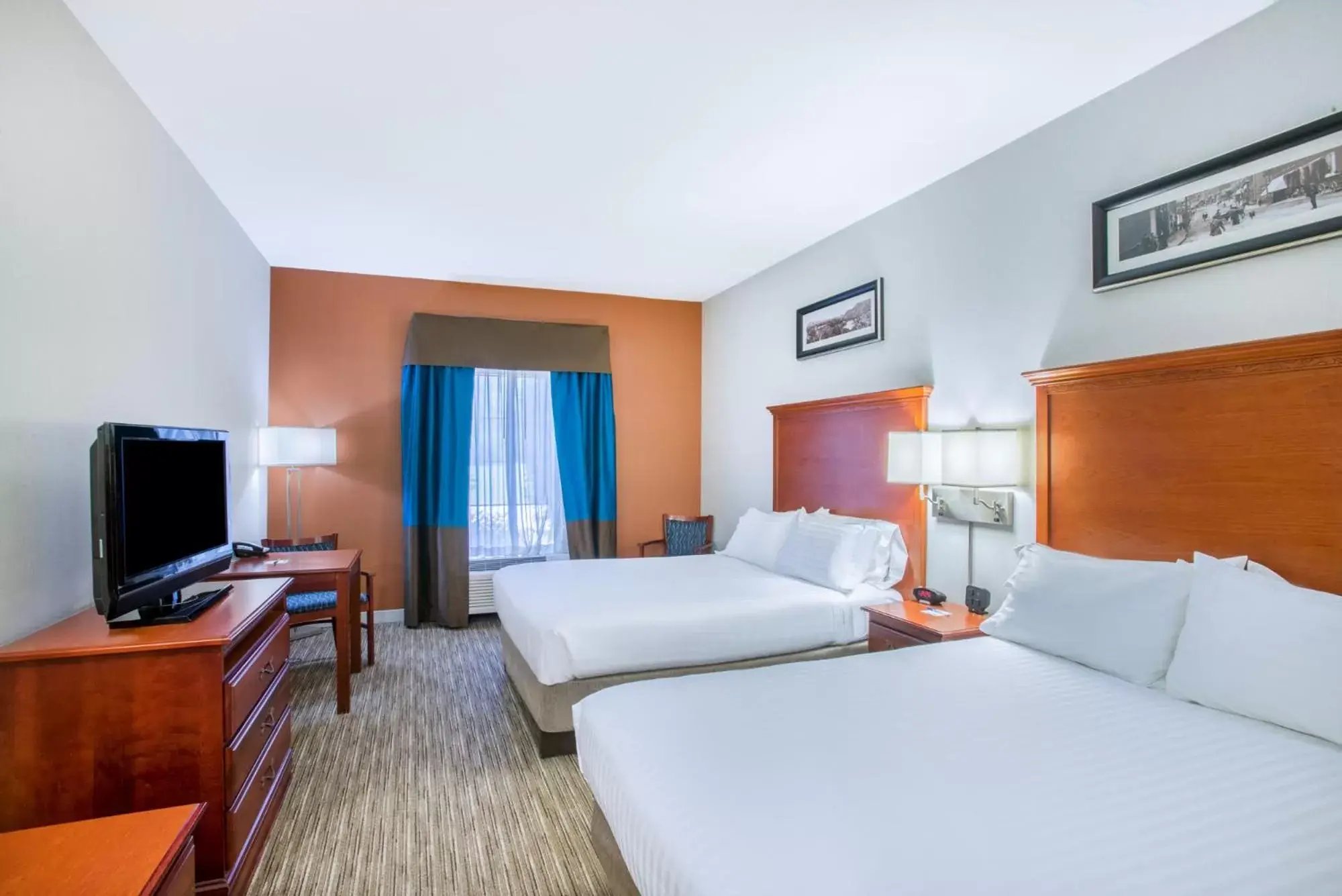 Holiday Inn Express Hotel & Suites Brattleboro by IHG Holiday Inn Express Hotel & Suites Brattleboro by IHG