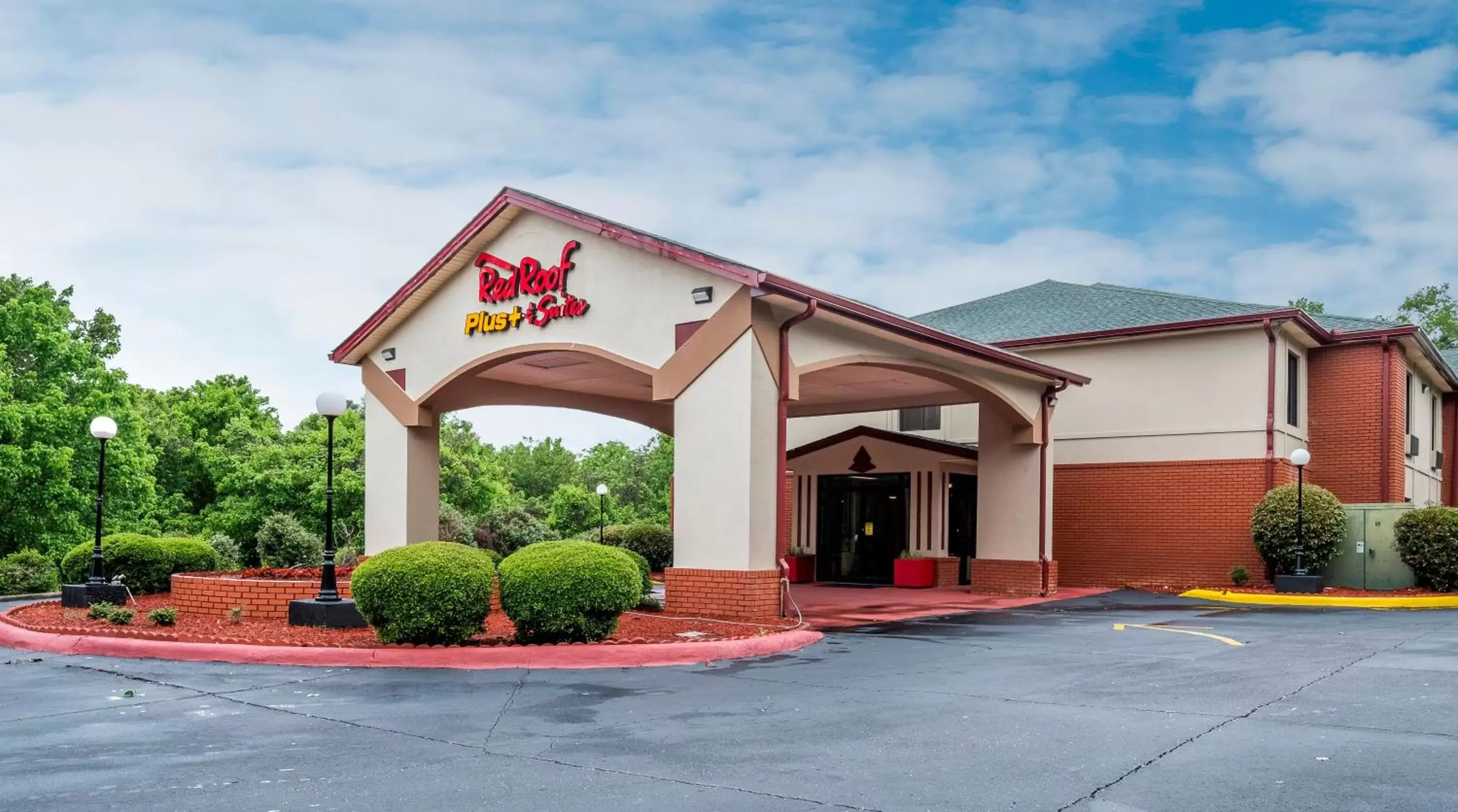 Red Roof Inn PLUS+ & Suites Opelika Red Roof Inn PLUS+ & Suites Opelika
