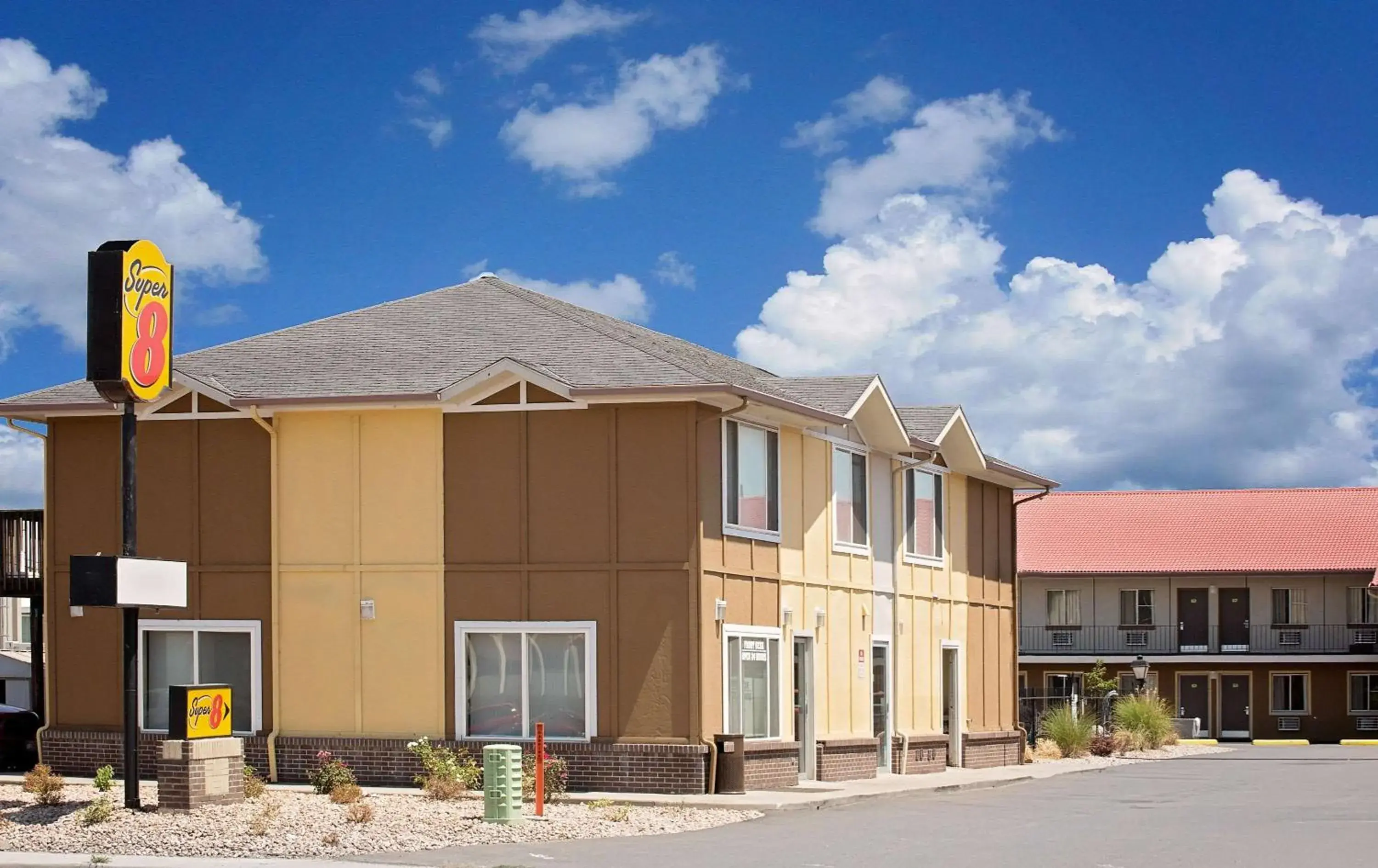 Super 8 by Wyndham Denver Central Super 8 by Wyndham Denver Central