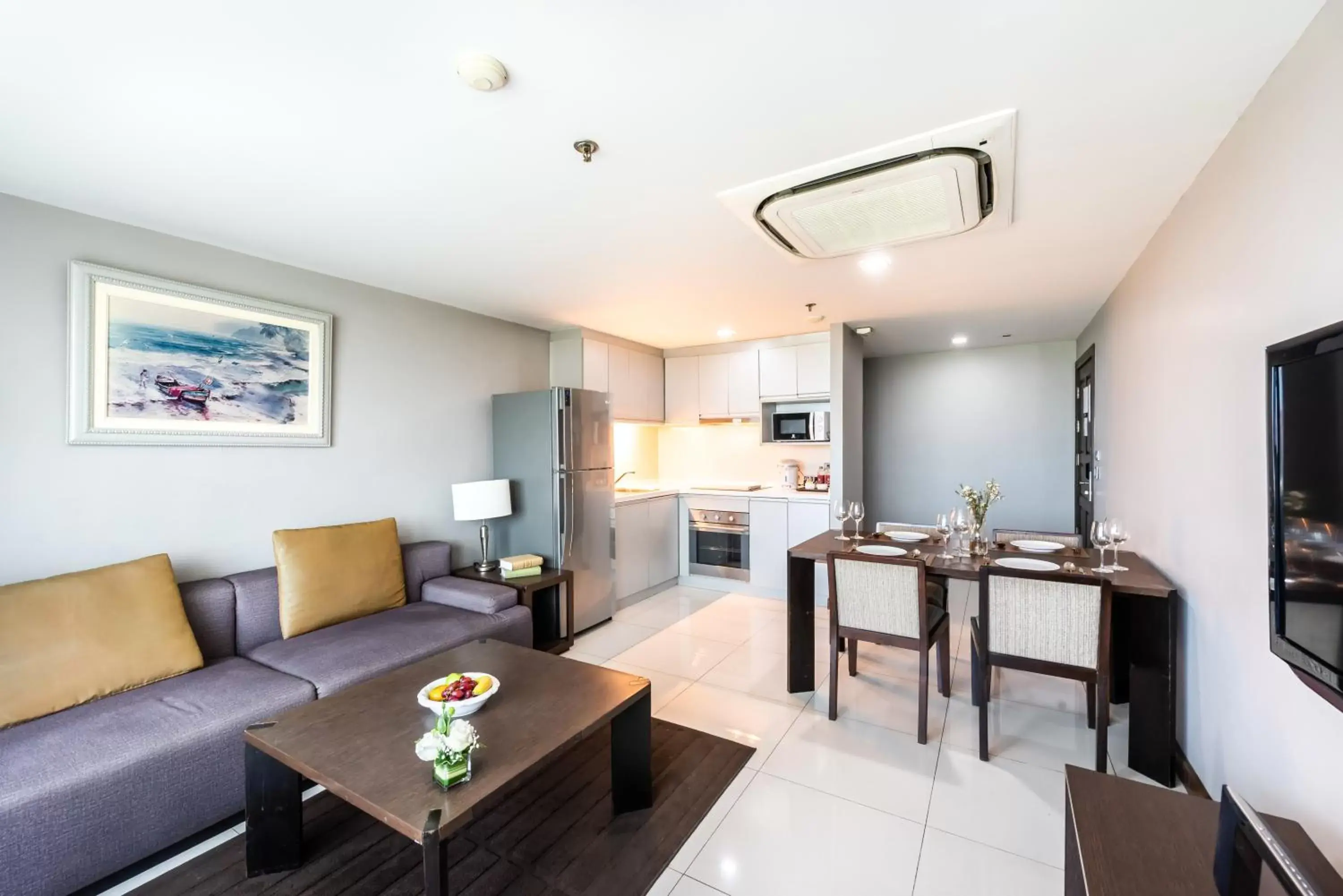 Two-Bedroom Suite in Royal Suite Hotel Bangkok Two-Bedroom Suite in Royal Suite Hotel Bangkok