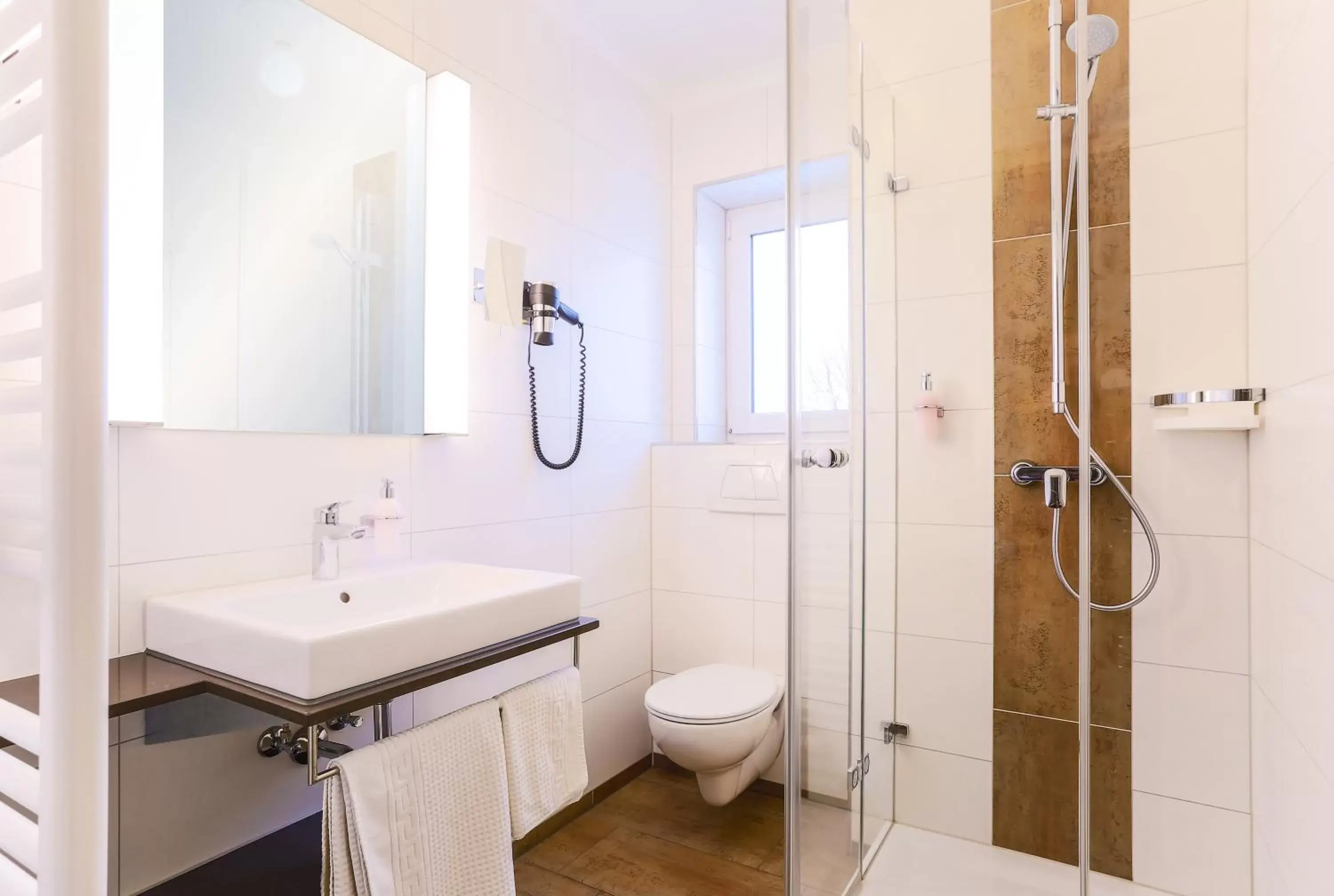 Hotel - Restaurant Erich Rödiger Hotel - Restaurant Erich Rödiger