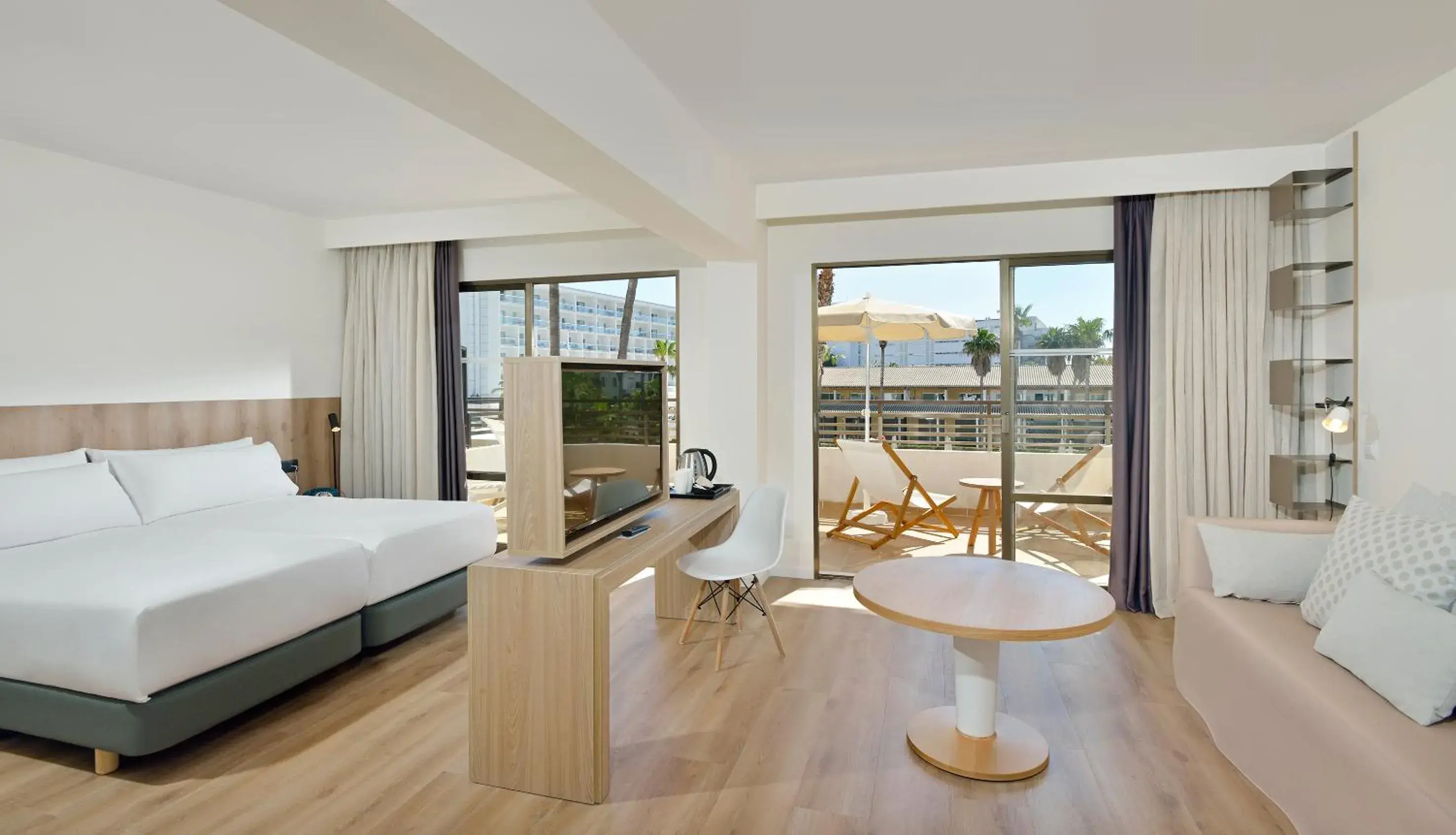 The Loft Solarium in Sol By Melia Alcudia The Loft Solarium in Sol By Melia Alcudia