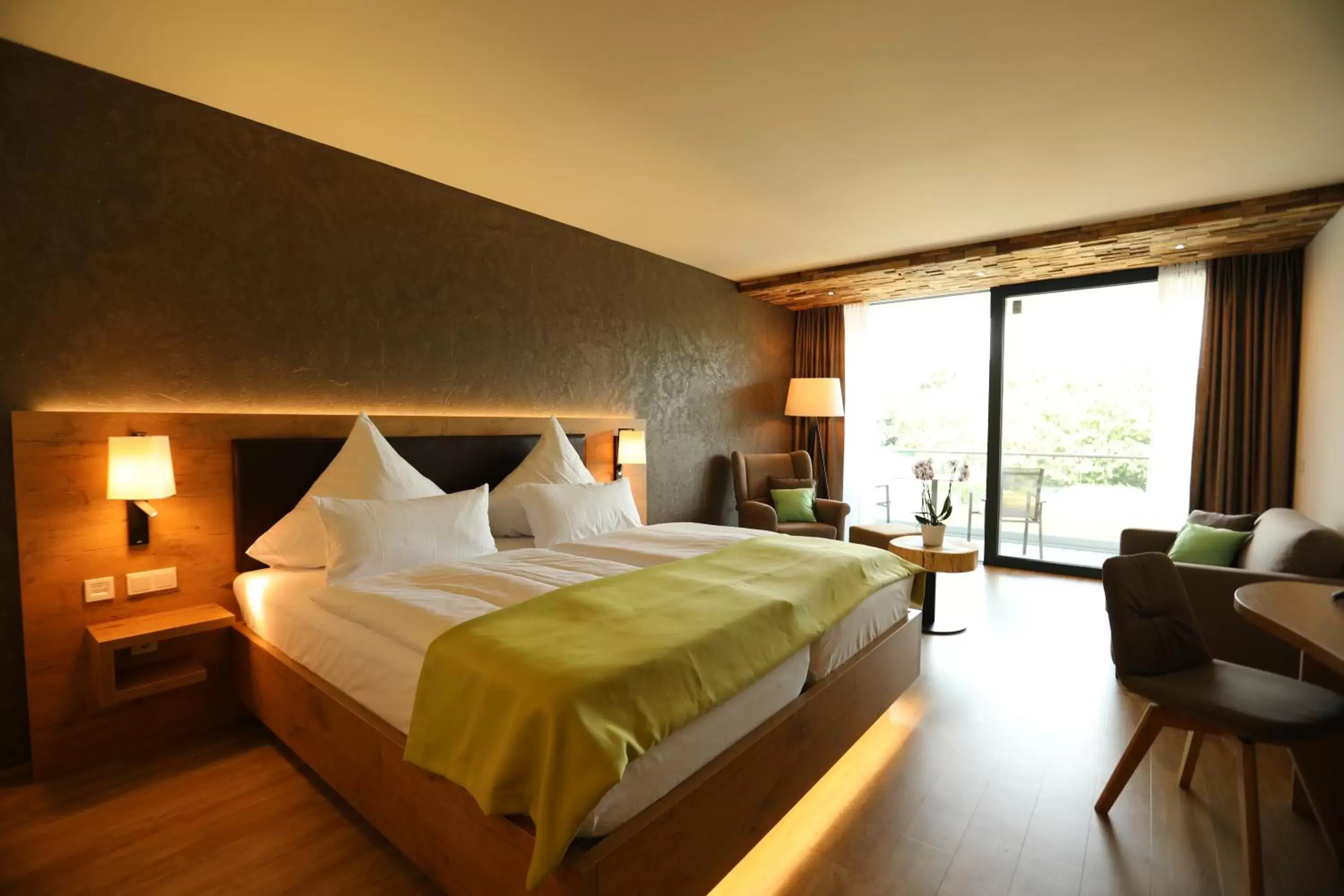 Junior Suite - single occupancy in PETERS Hotel & Spa Junior Suite - single occupancy in PETERS Hotel & Spa