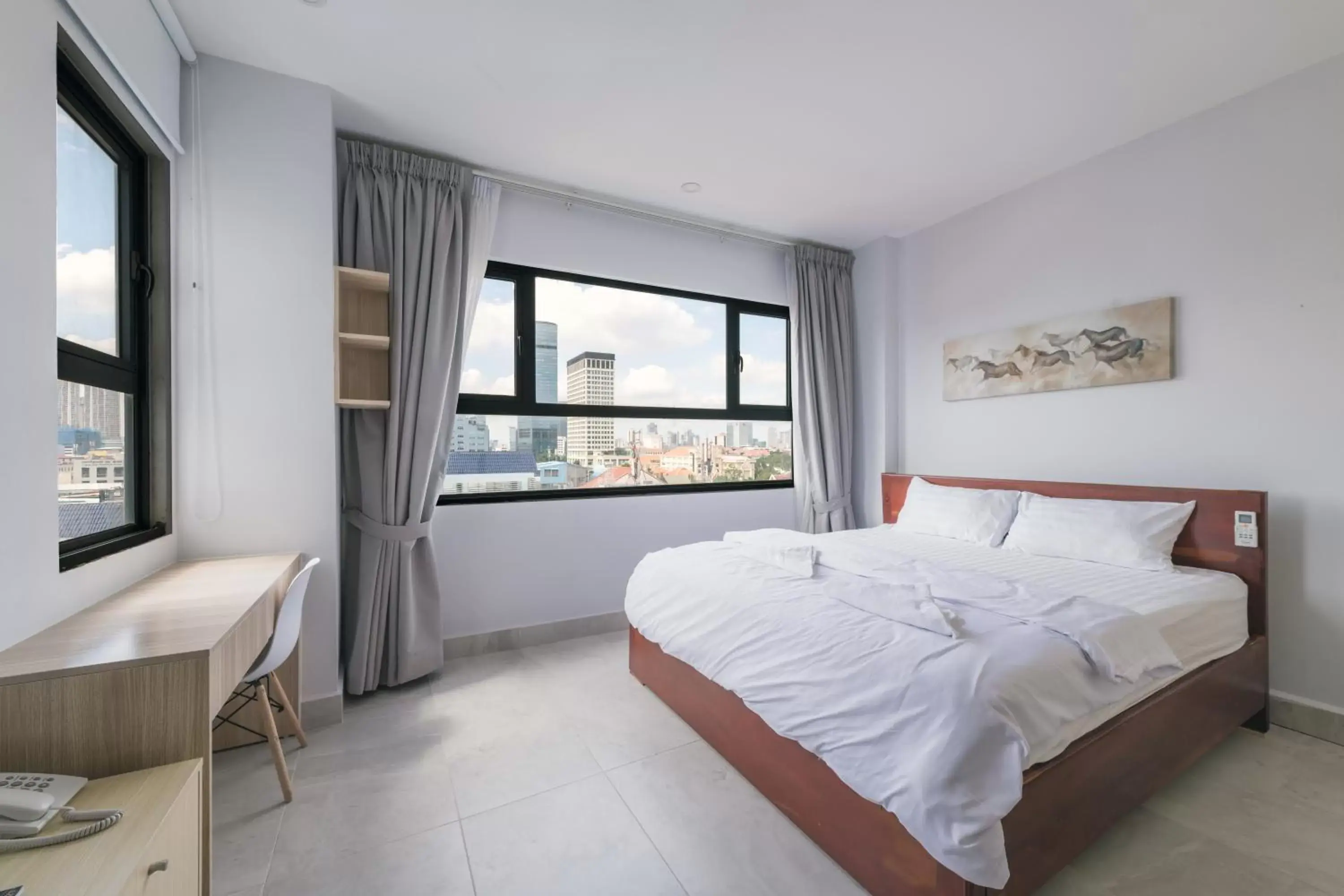 King Studio with Window - single occupancy in Residence 110 (Hotel and Apartments) King Studio with Window - single occupancy in Residence 110 (Hotel and Apartments)