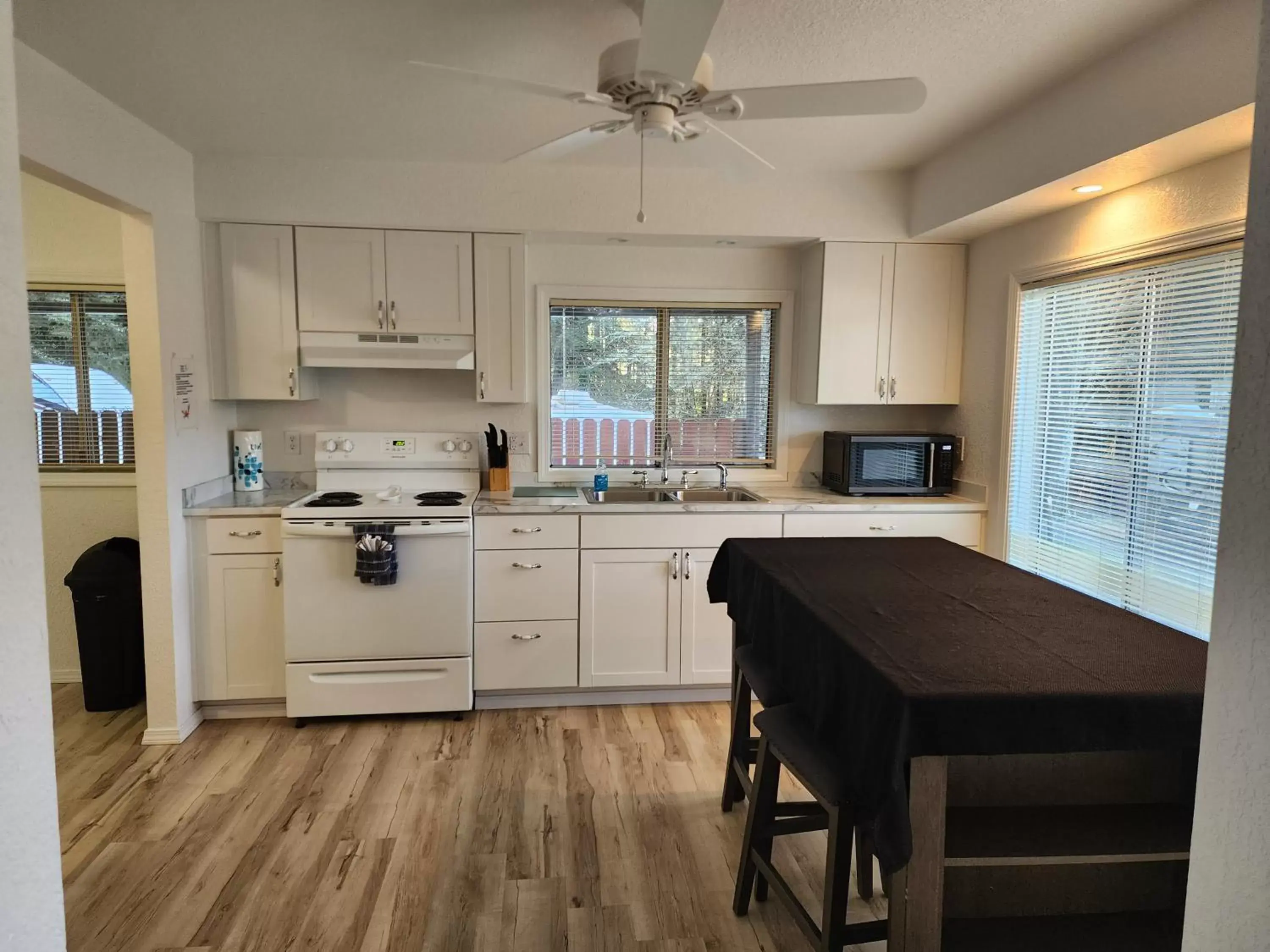 Spacious Suite on the Coast A in Plainview Motel Spacious Suite on the Coast A in Plainview Motel