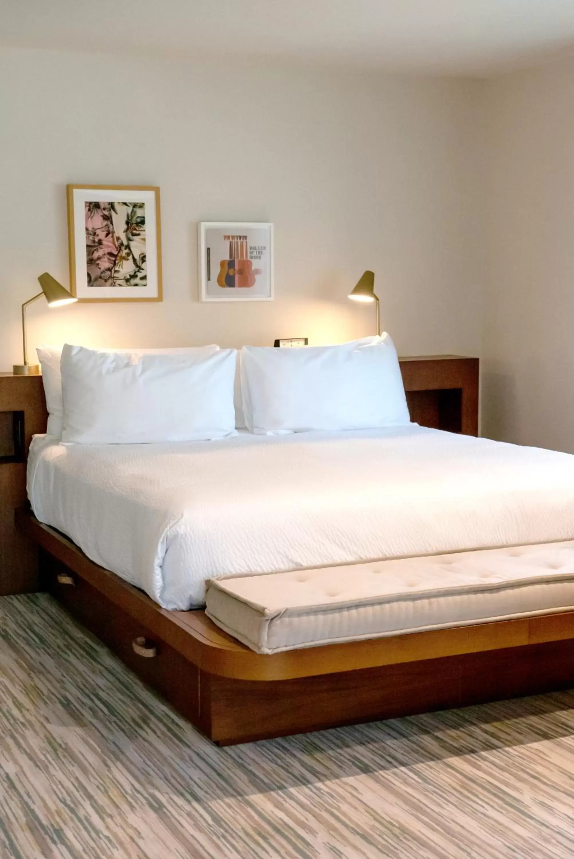 Premium King with Balcony & Poolview in Flamingo Resort & Spa Santa Rosa Sonoma, Tapestry by Hilton Premium King with Balcony & Poolview in Flamingo Resort & Spa Santa Rosa Sonoma, Tapestry by Hilton