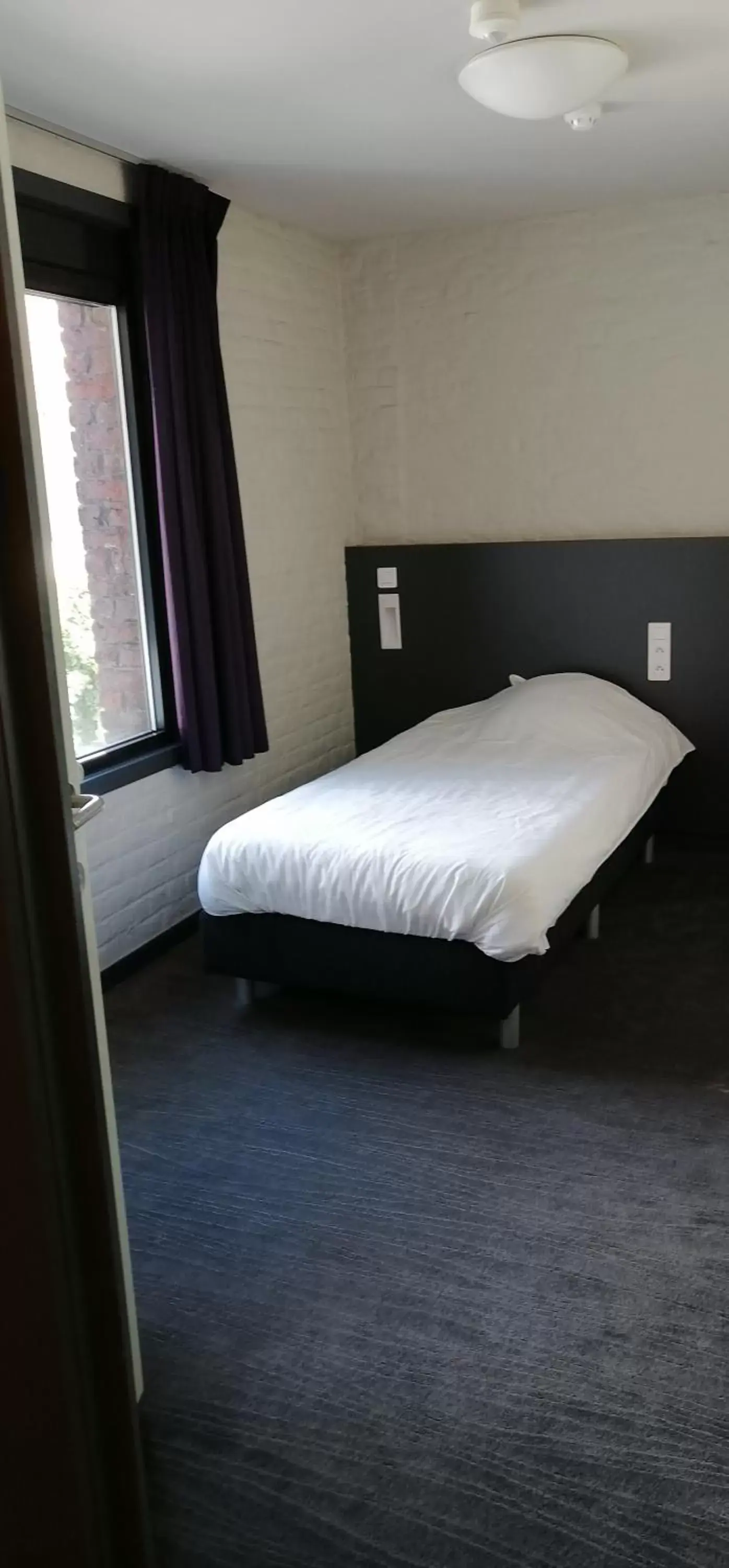 Budget Triple Room in Focus Budget Budget Triple Room in Focus Budget