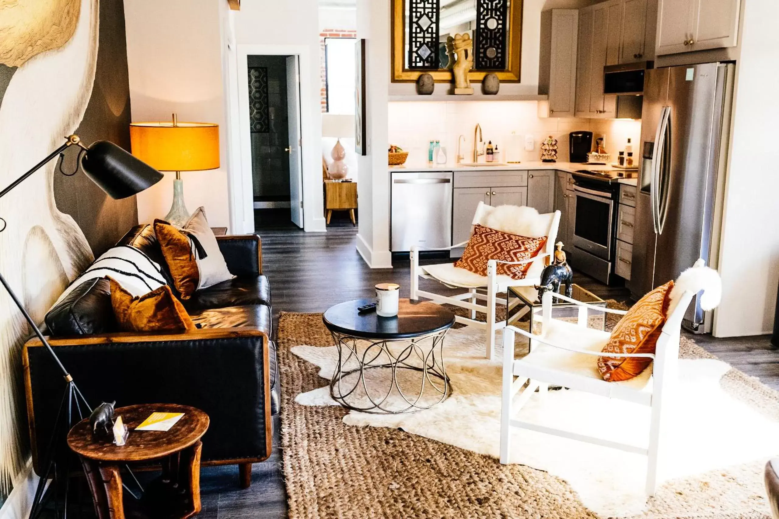 Kitchen or kitchenette, Seating Area in The Hive Kitchen or kitchenette, Seating Area in The Hive