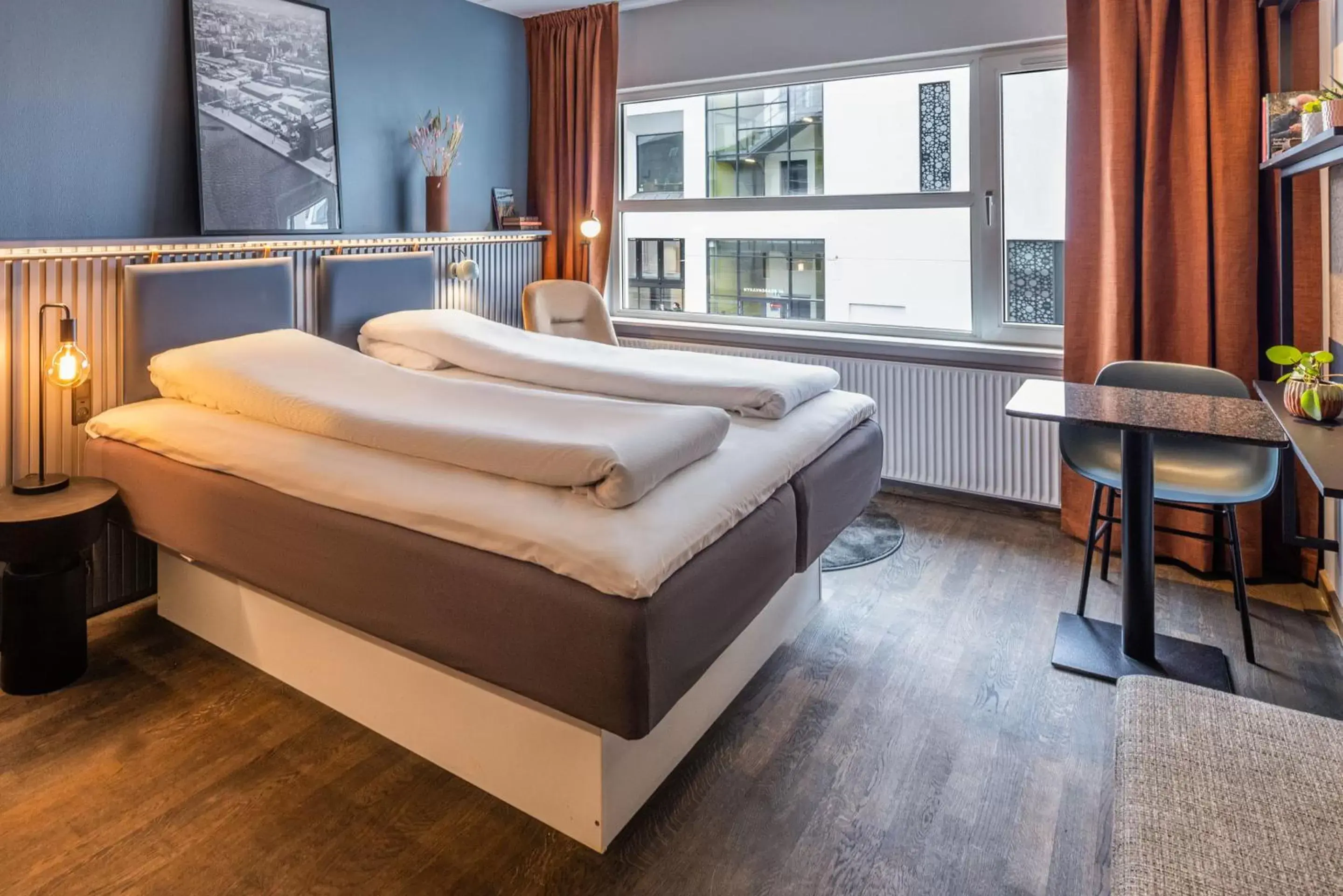 Standard Double Room - single occupancy in Pier 5 Hotel Standard Double Room - single occupancy in Pier 5 Hotel