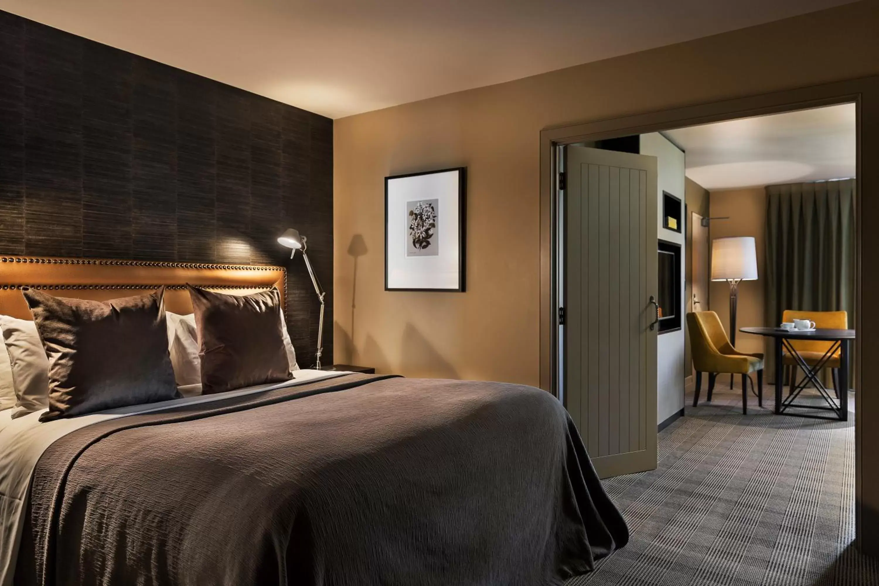 One-Bedroom King Suite with Balcony and Lake View in Hotel St Moritz, Queenstown - MGallery Collection One-Bedroom King Suite with Balcony and Lake View in Hotel St Moritz, Queenstown - MGallery Collection